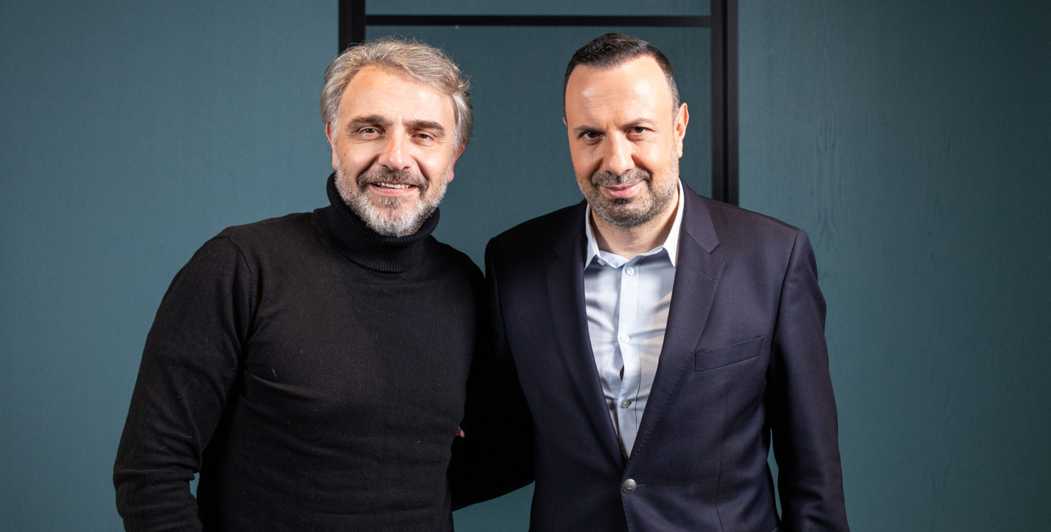 «TET-A-TET» με τον Φάνη Μουρατίδη να μετράει επιτυχίες σε Ελλάδα και… Νetflix