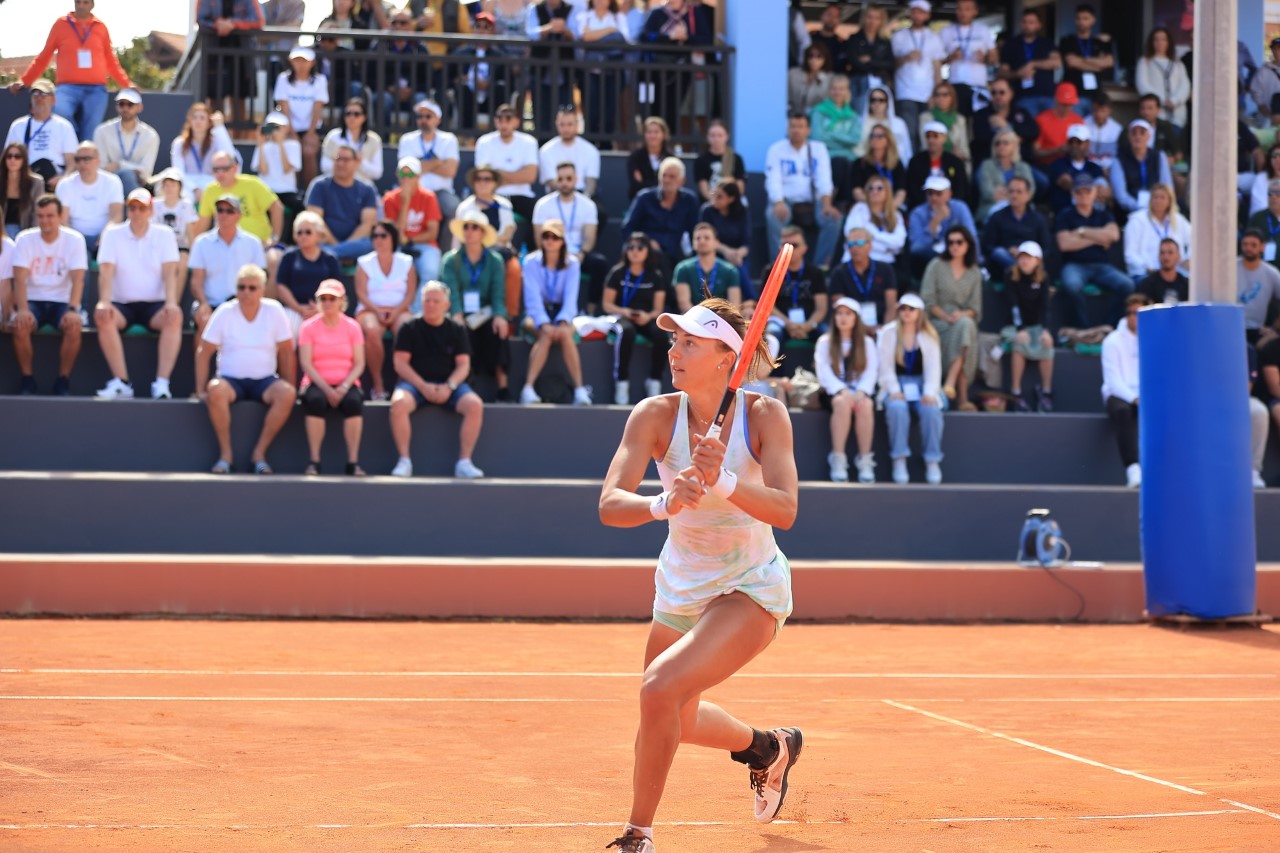 H Ραλούκα στοχεύει ψηλά