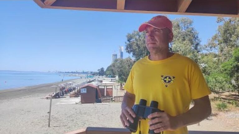 Συγκλονίζει ο ναυαγοσώστης Πανίκκος Αραβής