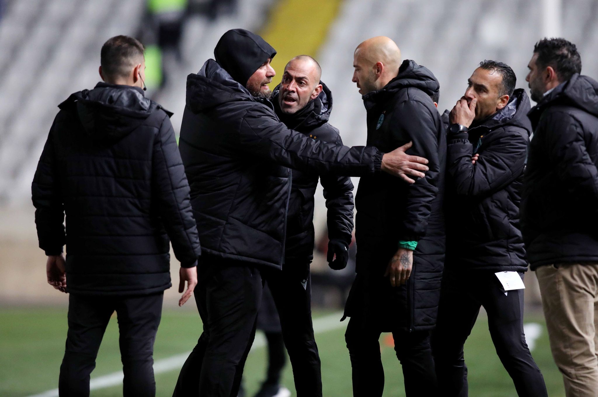 Αυτή είναι η απόφαση για φυλάκιση του 23χρονου που πέταξε αναπτήρα στον διαιτητή