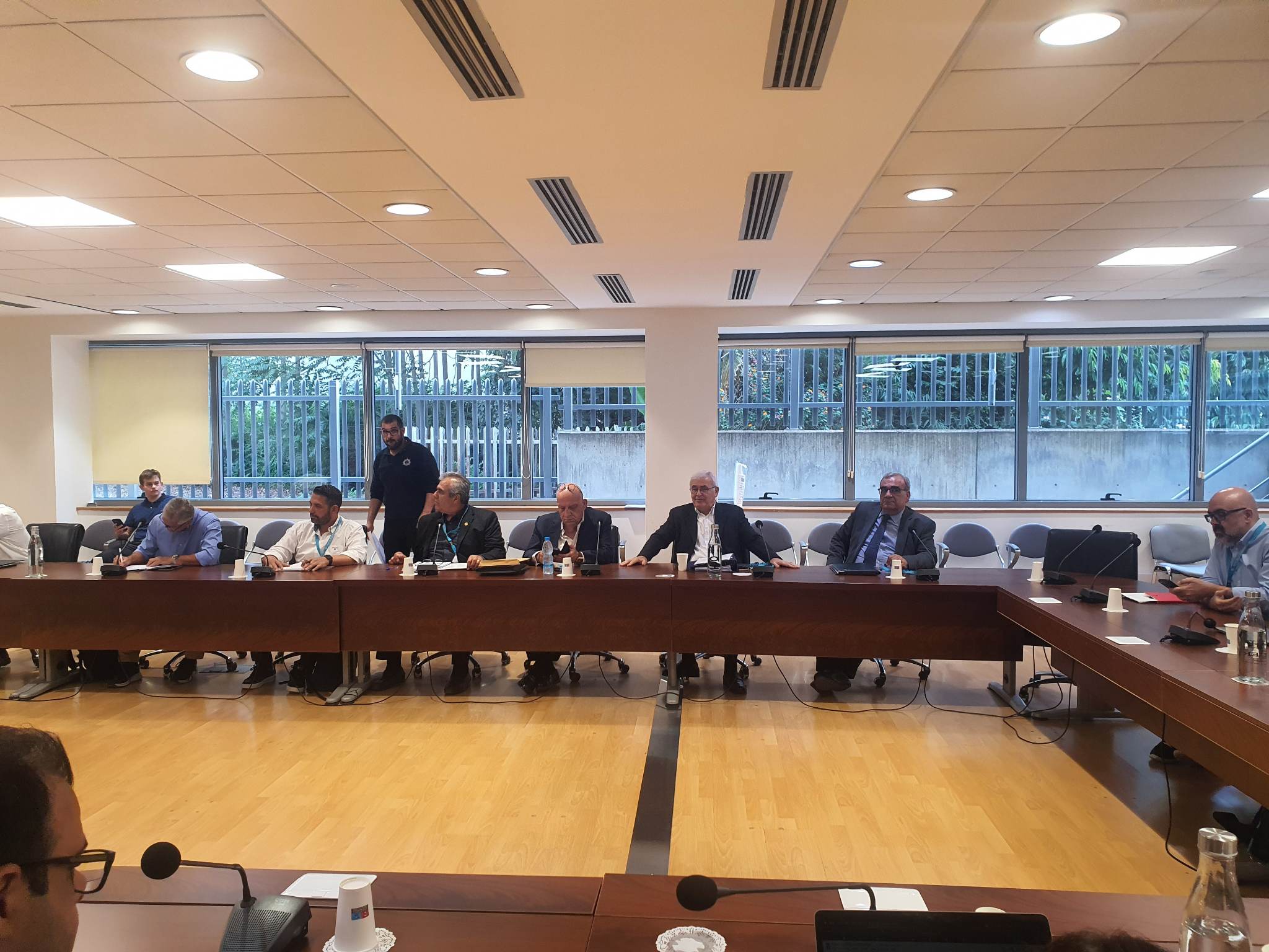 Αποκαλύψεις για επιθέσεις σε μάρτυρες από Σαββίδη, έντονος για φακέλους ο Κούμας