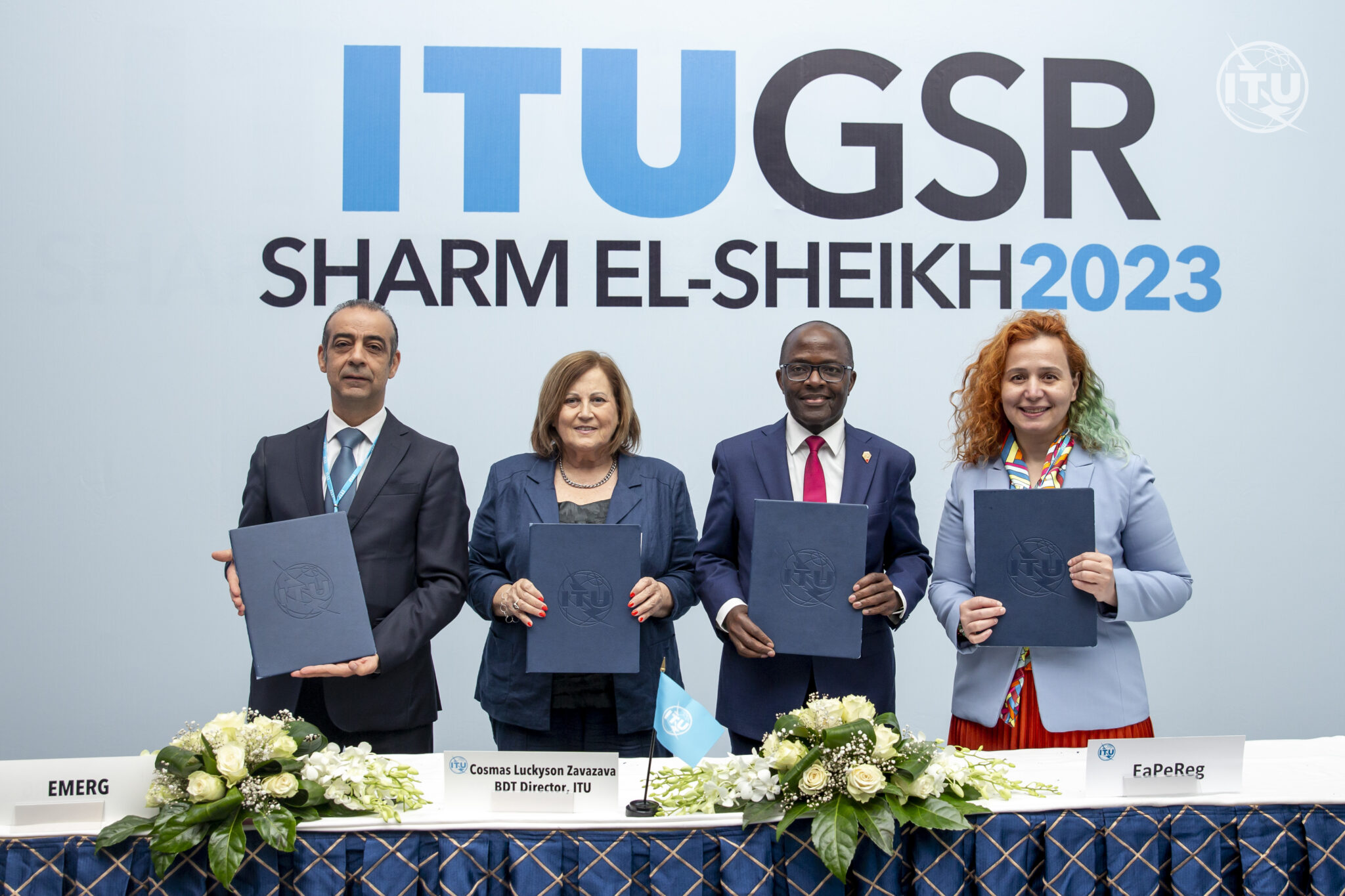 Υπογραφή σημαντικών συμφωνιών από τον Βοηθό Επίτροπο Επικοινωνιών