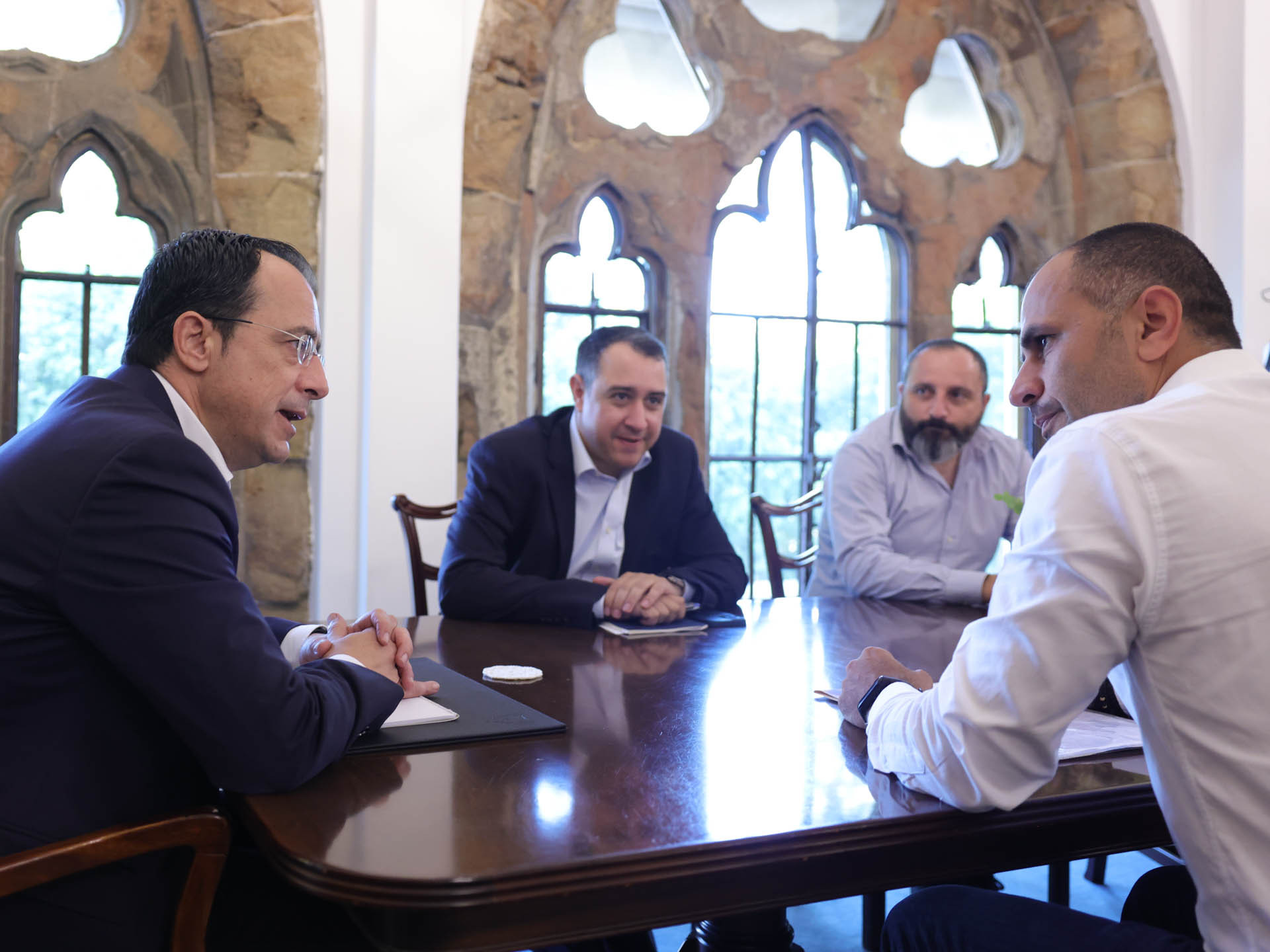 Πρωτογενή τομέα και εξυπηρέτηση από Δημόσιο συζήτησαν με ΠτΔ οι Ενωμένοι Κυνηγοί