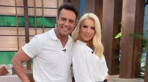 Σάββας Πούμπουρας – Ελένη Μενεγάκη: Έκαναν unfollow o ένας τον άλλον