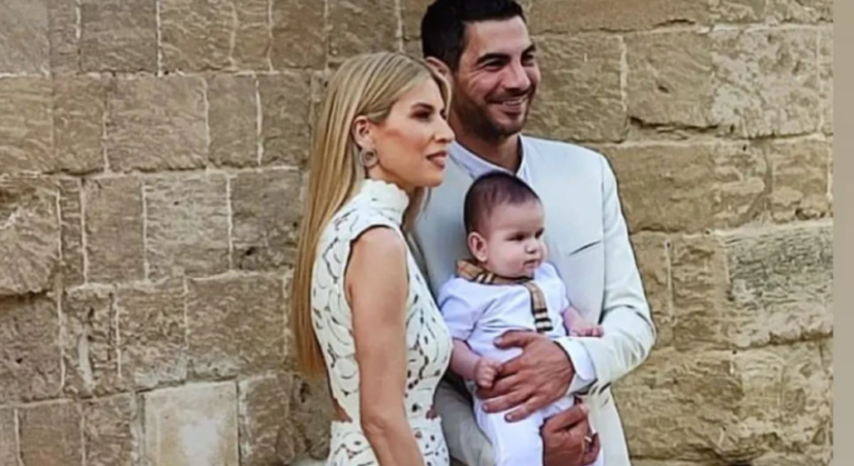 Σταύρος Κωνσταντίνου – Έλενα Ανδρέου: Η παραμυθένια βάπτιση του γιού τους (ΦΩΤΟ)