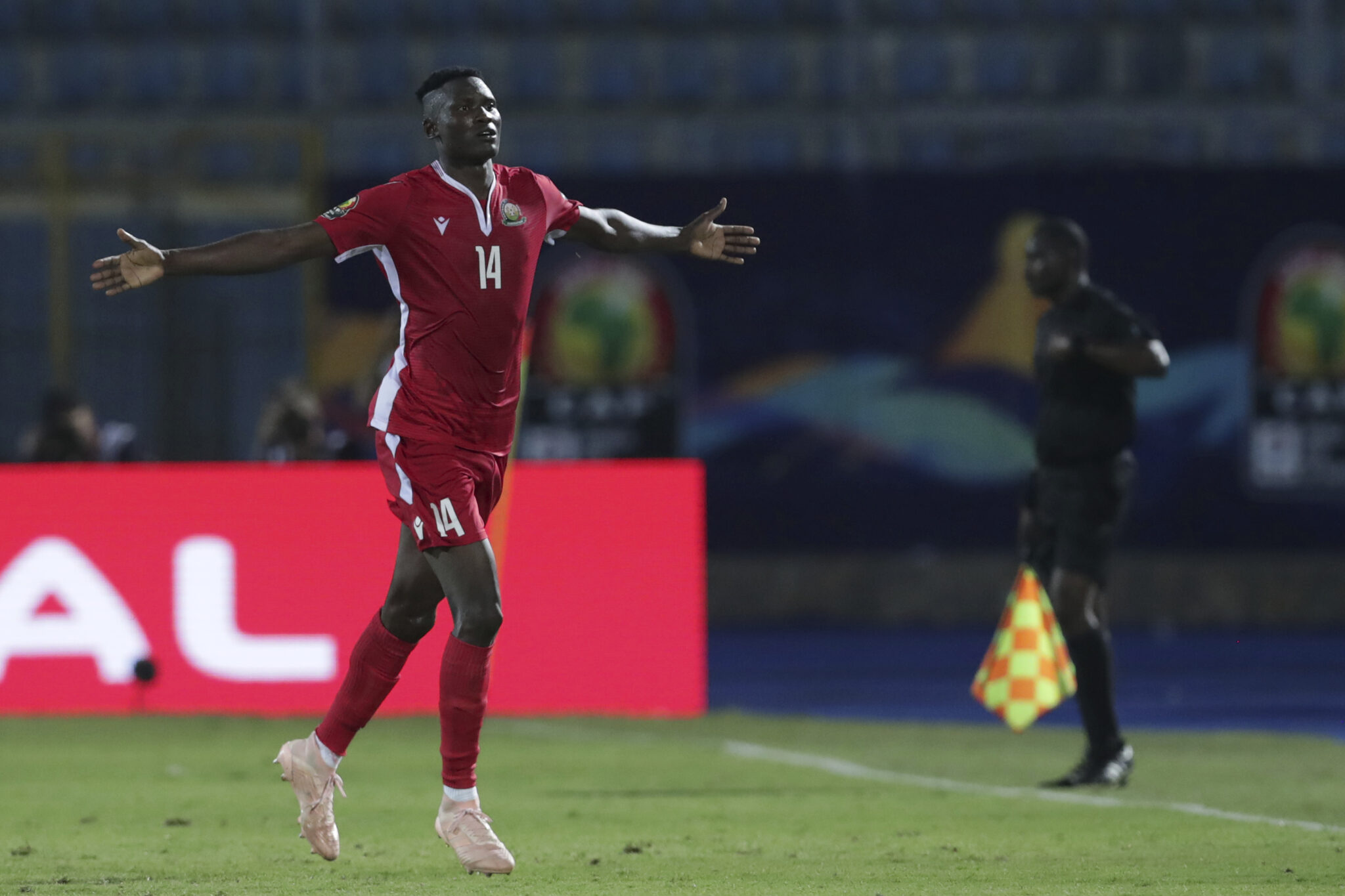 Στο… κάδρο ο Ολούνγκα για τον Ολυμπιακό