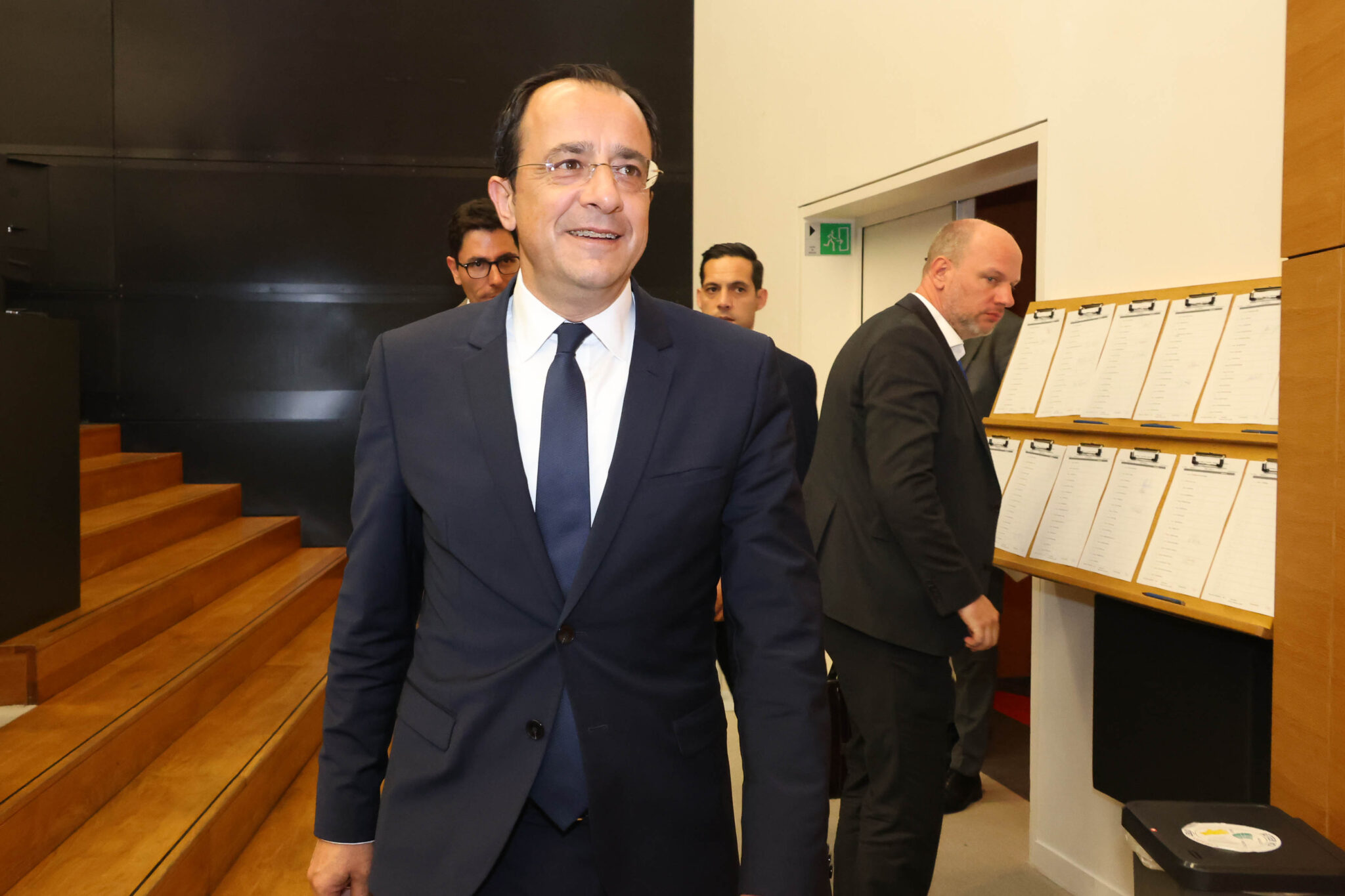 Τα πολιτικά «φλερτ» του ΠτΔ στο Στρασβούργο και η πρόταση της Renew Europe