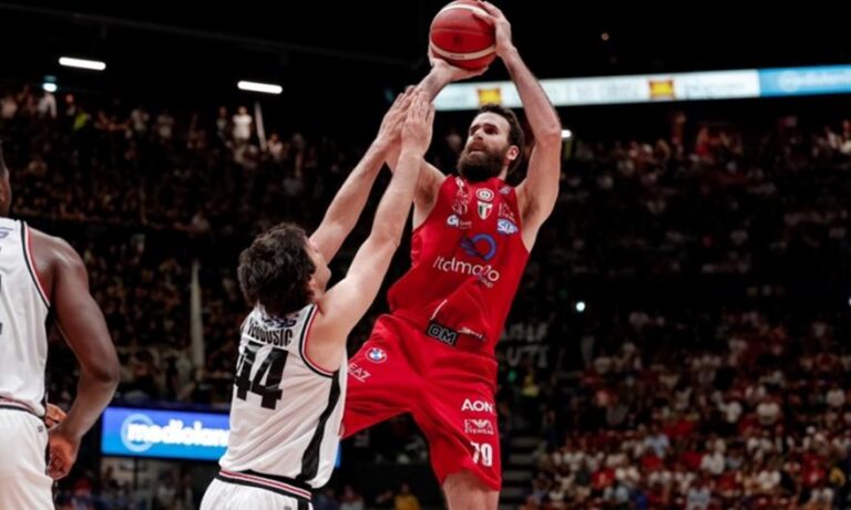 Πάτησε τη Βίρτους και έκανε το πρώτο βήμα για τον τίτλο η Αρμάνι Μιλάνο