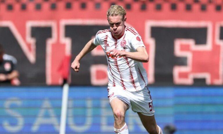 Εντείνει την προσπάθεια για κεντρικό αμυντικό ο Παναθηναϊκός