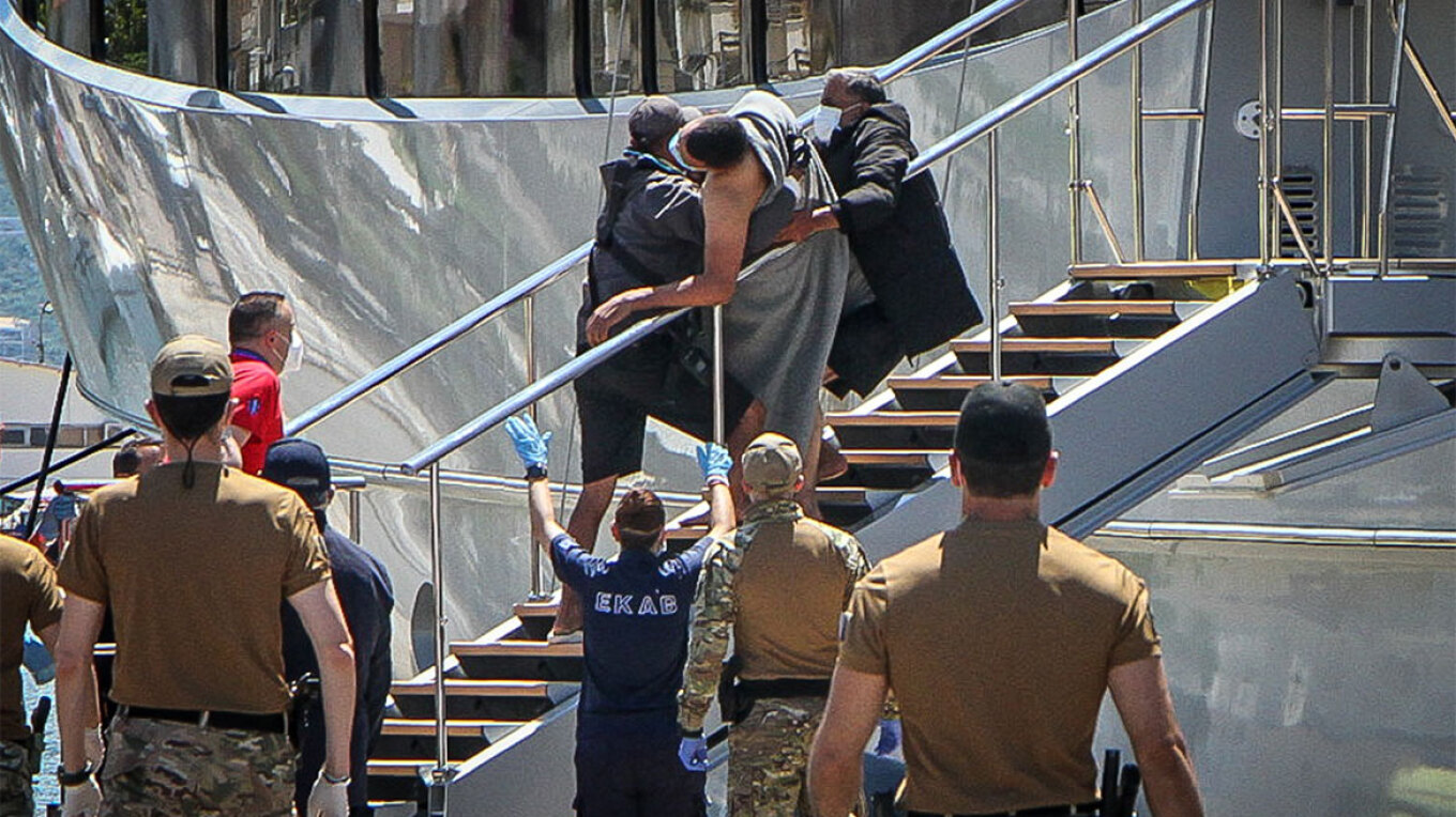 ΦΩΤΟ: Αυξάνεται ο τραγικός απολογισμός στο ναυάγιο της Πύλου, στους 78 οι νεκροί