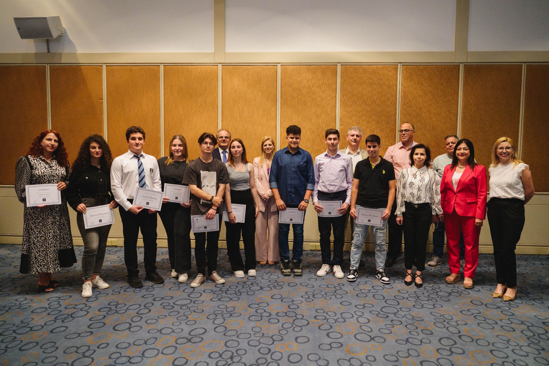 Διαγωνισμός έκθεσης: «Επαναξιολογώντας τον Τουρισμό – Rethinking Tourism»