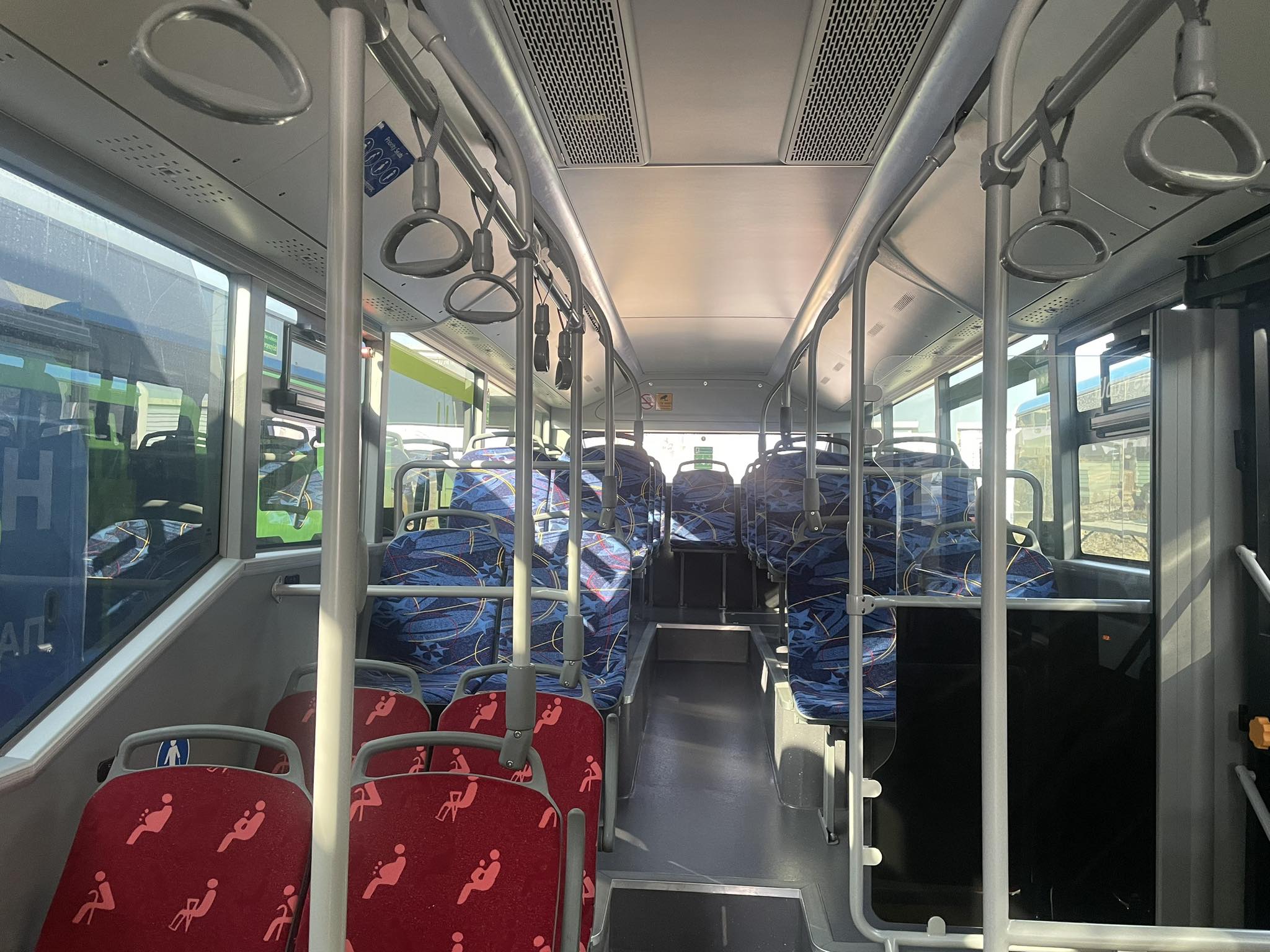 ΒΙΝΤΕΟ: Μπήκαμε στα πρώτα ηλεκτροκίνητα λεωφορεία που διακινούνται στην Λευκωσία