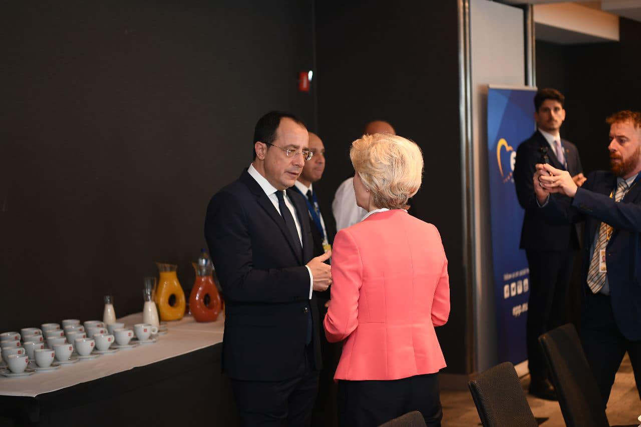 Περιθώριο τριών μηνών για παρασκηνιακή διπλωματία στο κυπριακό