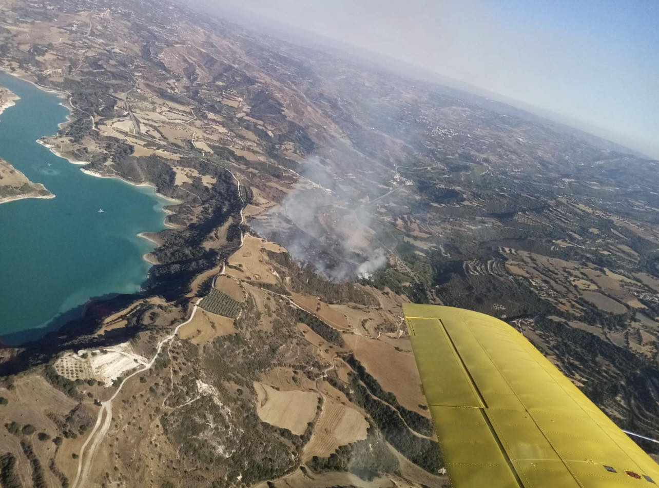 Υπό έλεγχο η φωτιά στην Πάφο, πέντε εναέρια μέσα είχαν ριχθεί στην μάχη