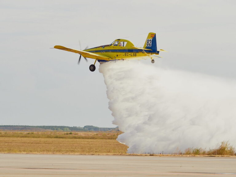 Αναχώρησε η κυπριακή αποστολή για να ριχθεί στη μάχη με τις φλόγες στην Ελλάδα