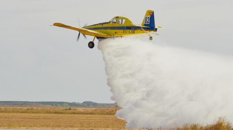 Στη μάχη κατά των αναζωπυρώσεων η κυπριακή αποστολή στην Ελλάδα