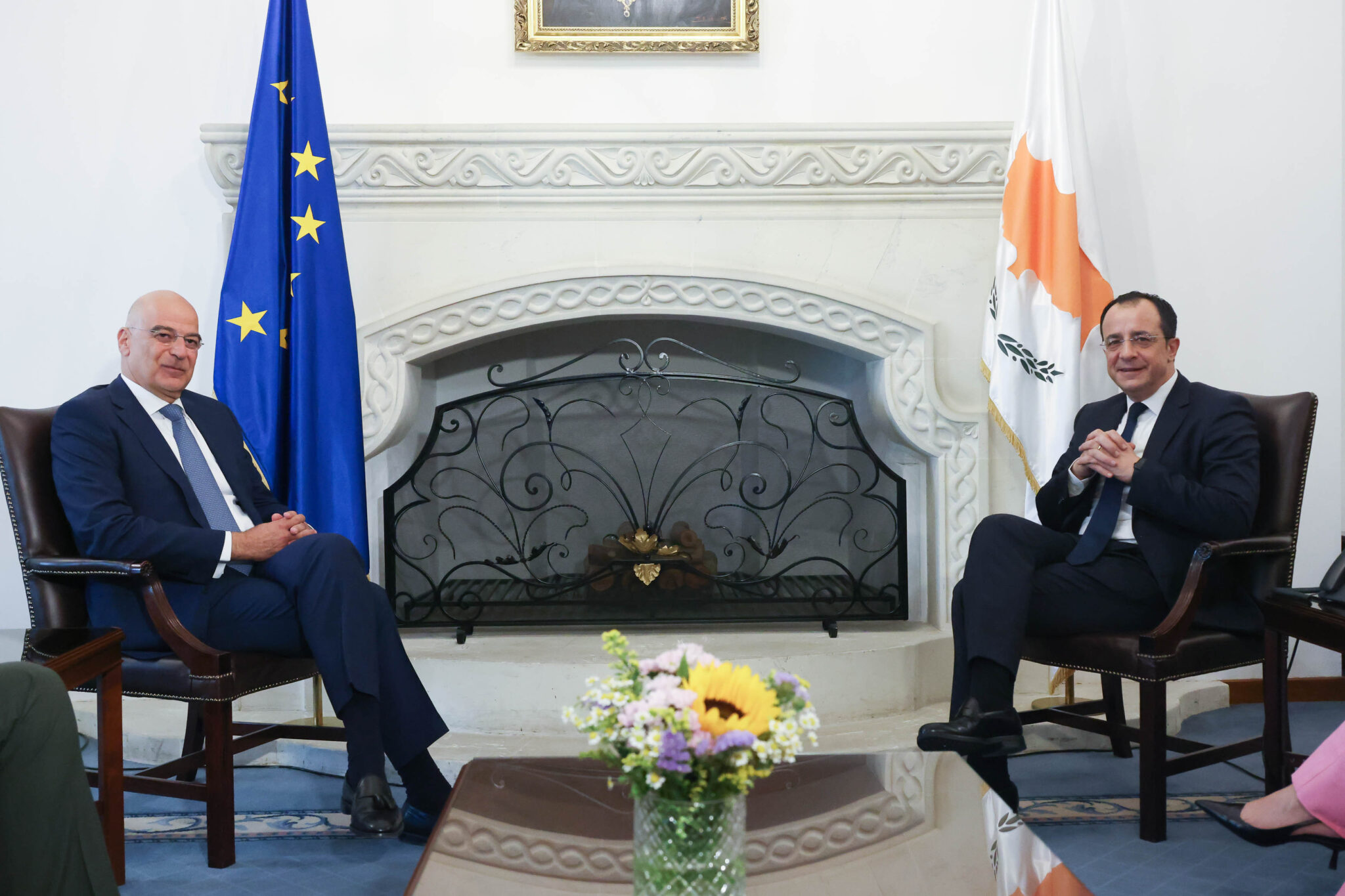 Χριστοδουλίδης σε Δένδια: Προτεραιότητα να ενισχύσουμε την αποτρεπτική μας ισχύ