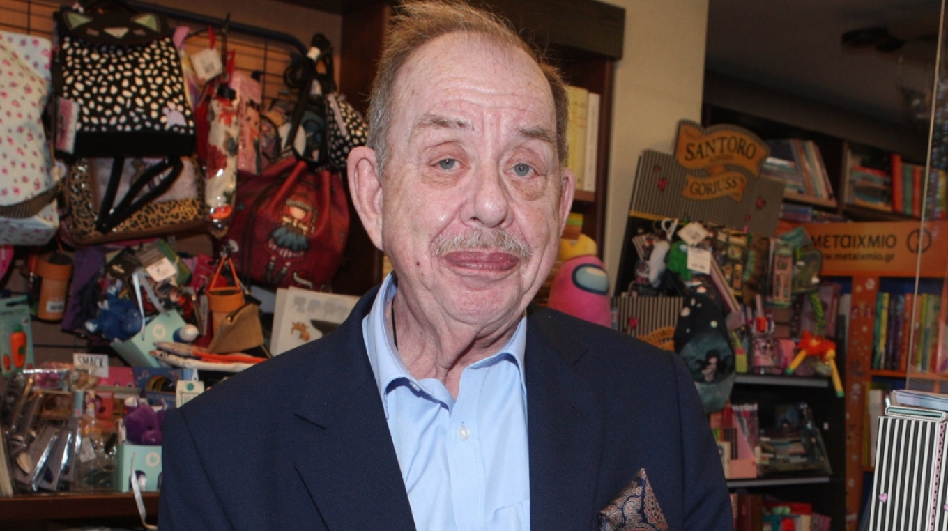 Ηλίας Μαμαλάκης: Εσπευσμένα στο νοσοκομείο – "Δεν μπορώ να σας απαντάω"