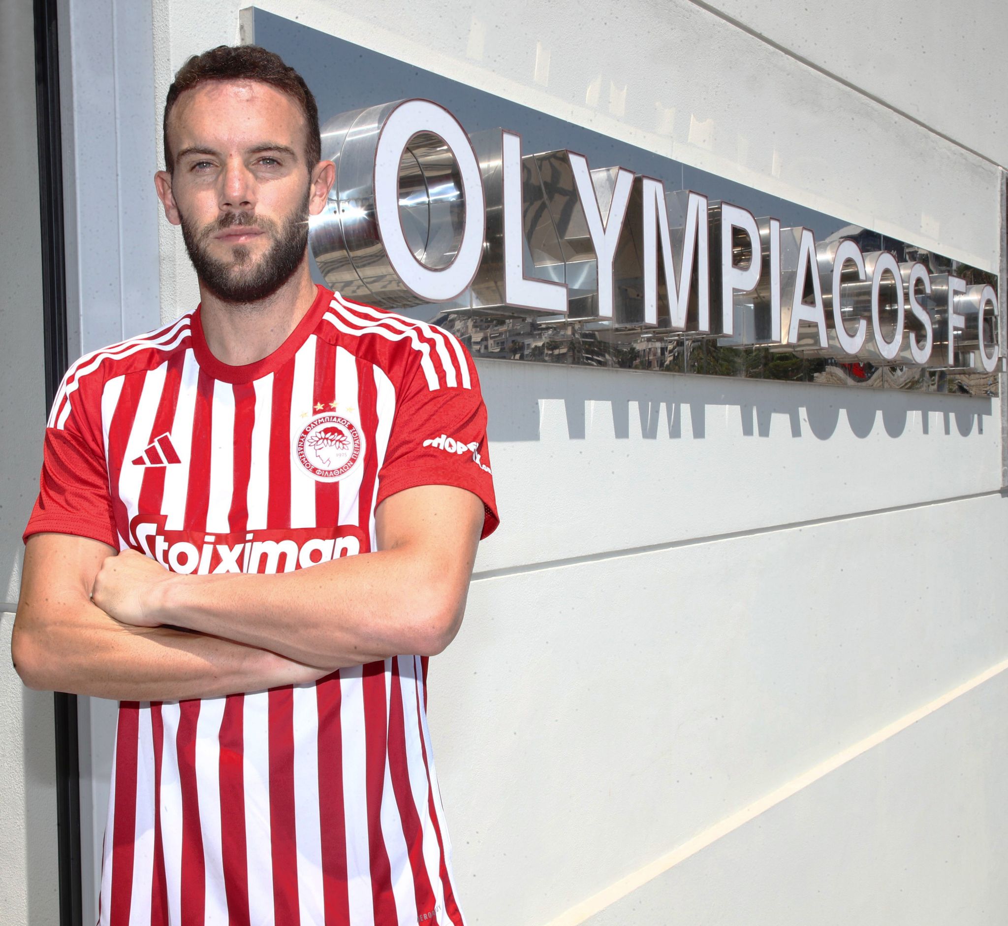 Και επίσημα ο Κίνι στον Ολυμπιακό