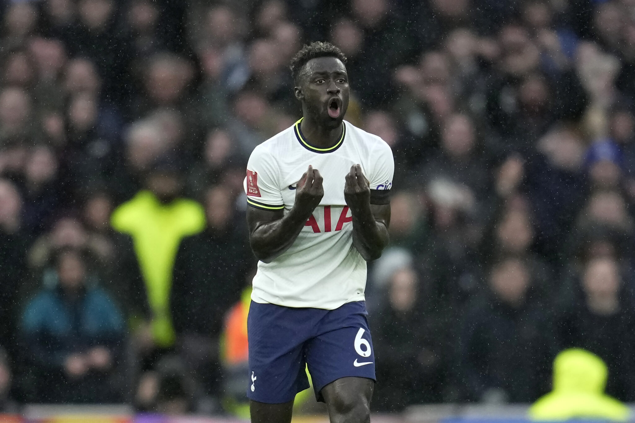 Η Γαλατασαράι δίνει 9 εκατ. στην Τότεναμ για τον Σάντσεζ