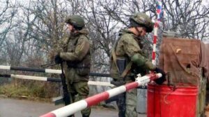 Xιλιάδες διαδήλωσαν στο Ναγκόρνο-Καραμπάχ ζητώντας διάνοιξη του Λατσίν