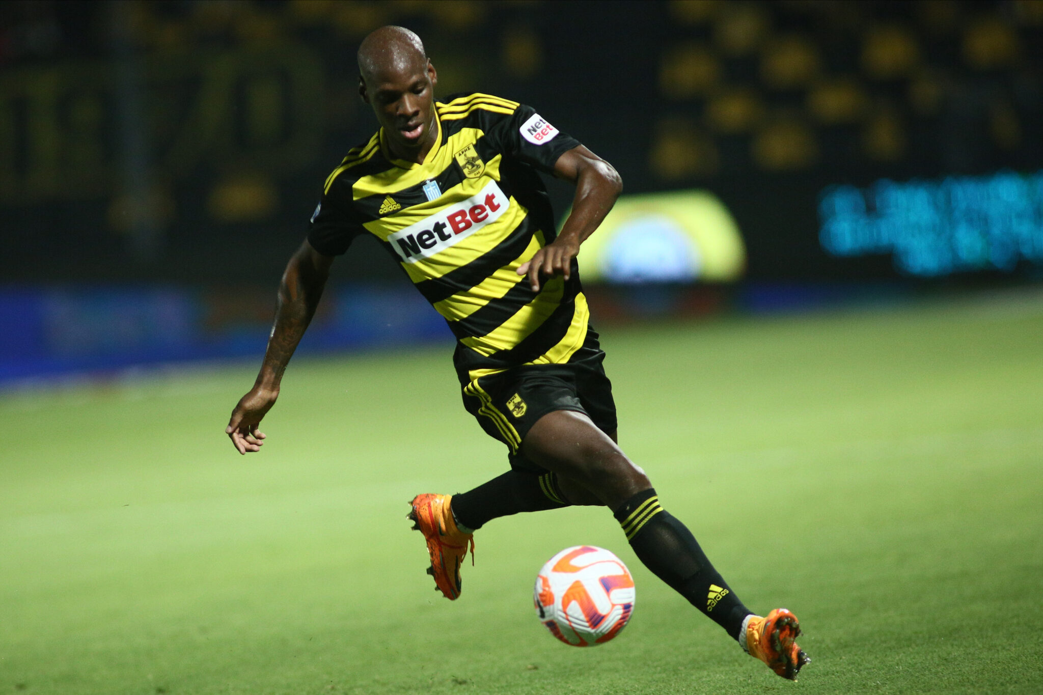 «Ενημερώσαμε τον Νταμπό να βρει ομάδα»