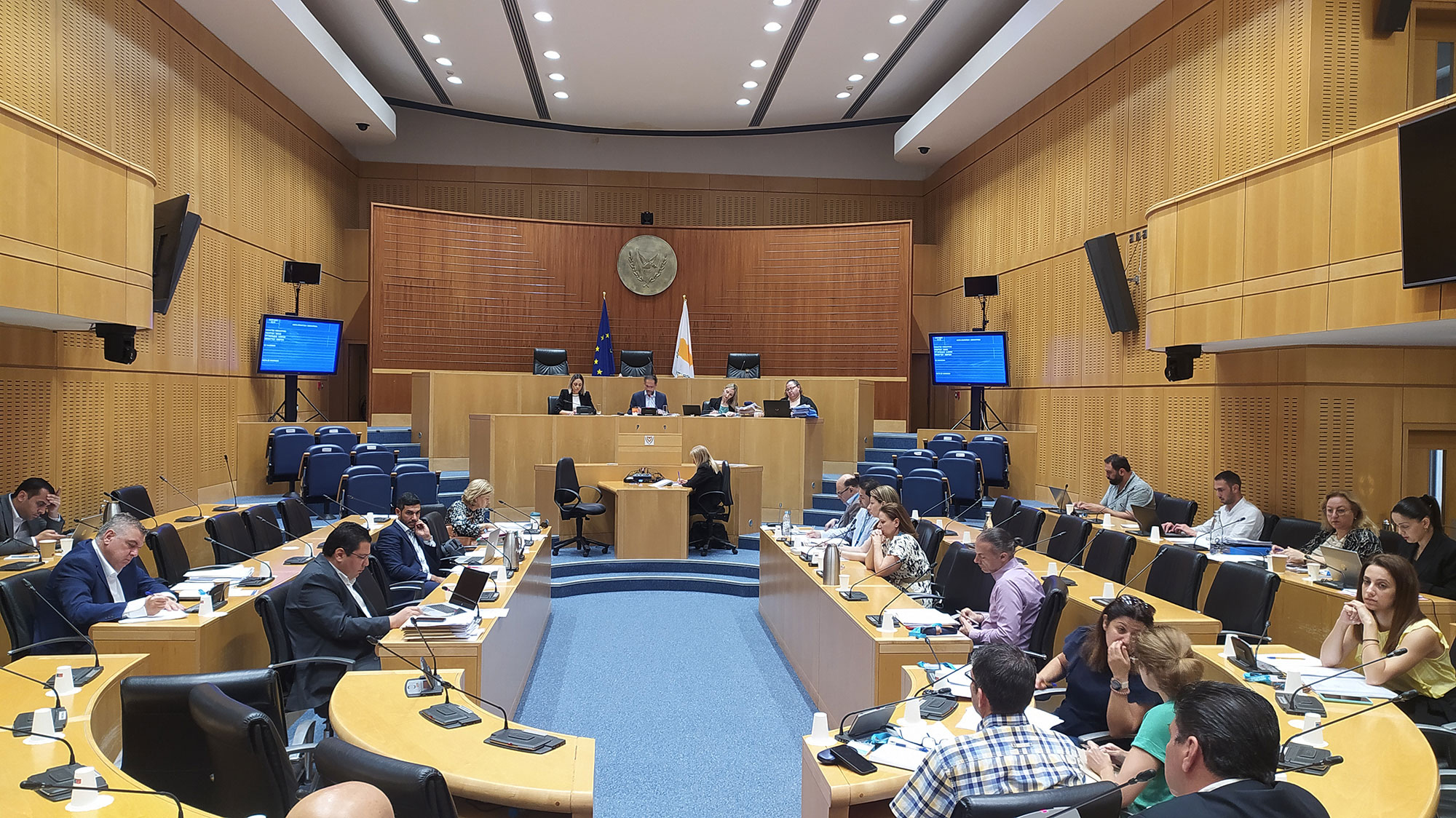 Στη Βουλή ξανά σήμερα το θέμα των εκποιήσεων