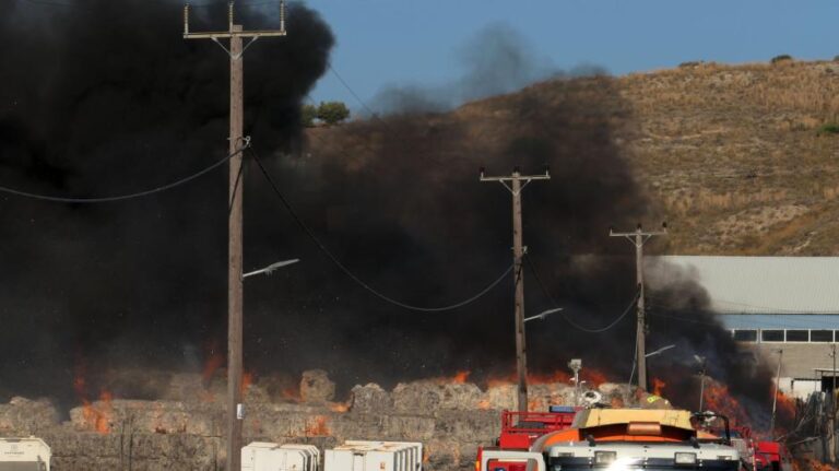 «Αποτρεπτικές ποινές»: Κρούουν κώδωνα κινδύνου Δάλι, Γέρι, Λατσιά και Τσέρι
