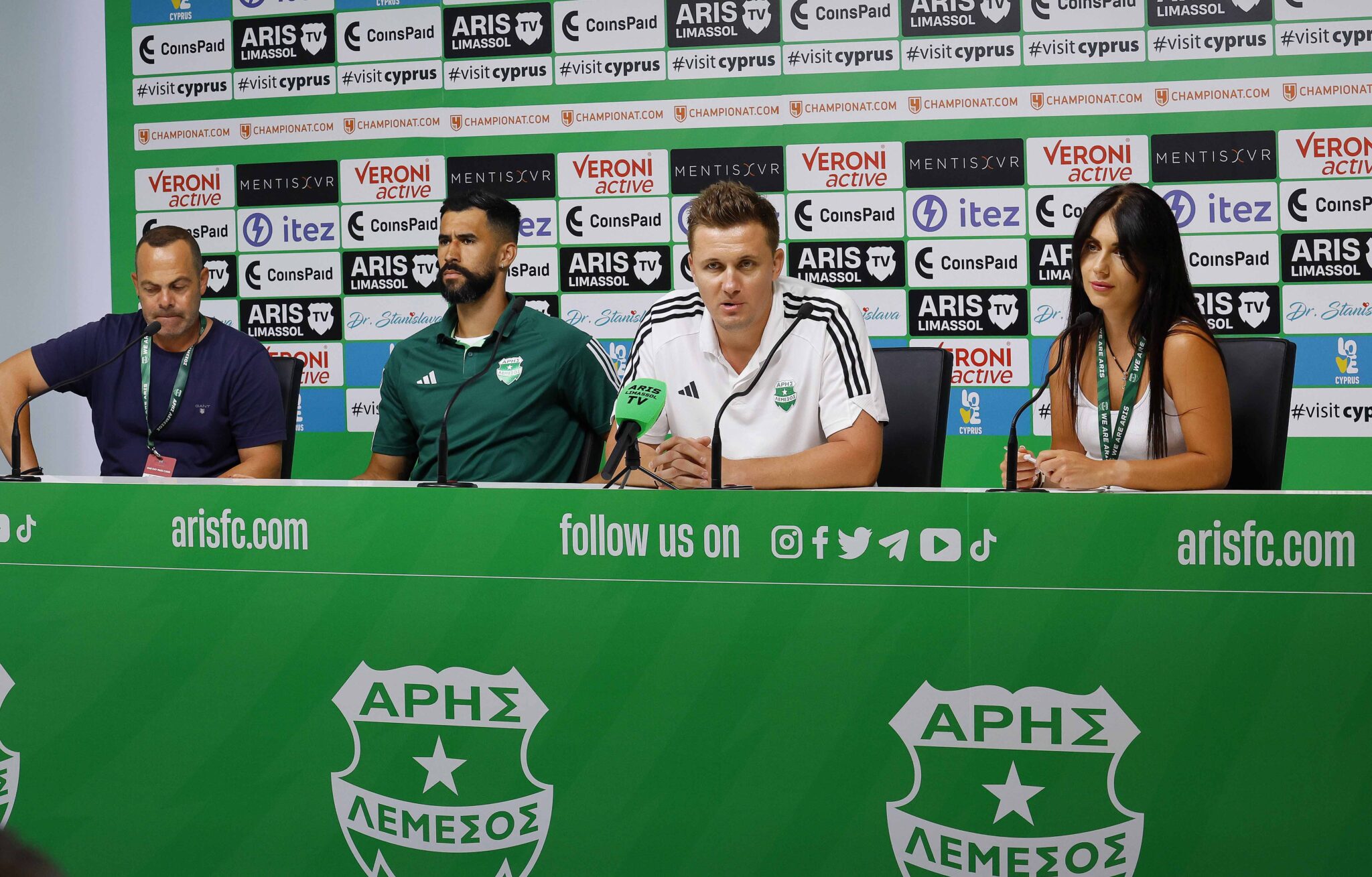 Σπιλέφσκι: «Θα τα δώσουμε όλα, περιμέναμε πολύ αυτή τη στιγμή» (ΒΙΝΤΕΟ)