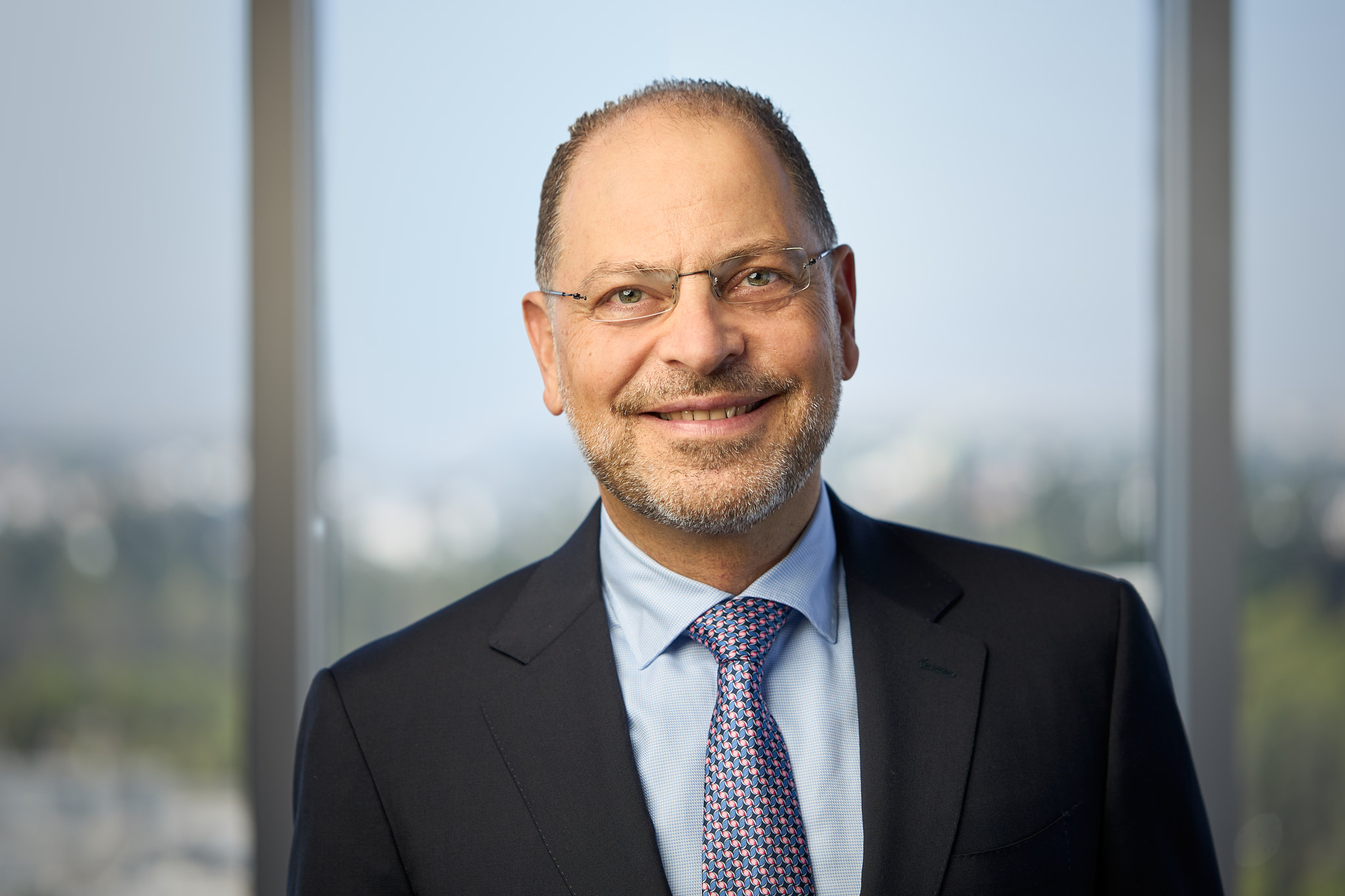 Αγκαλιάζοντας τις άμεσες ξένες επενδύσεις, ξεκλειδώνουμε αναπτυξιακή δυναμική