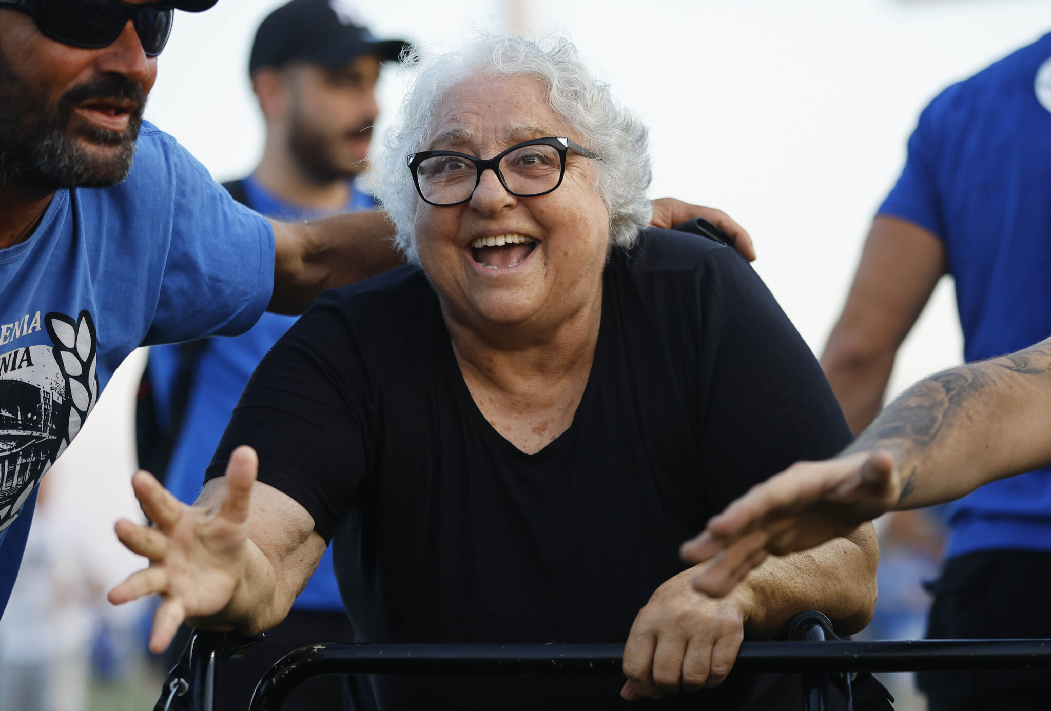 Φωτεινή Ευαγγέλου: Η μεγαλύτερη «φαν» της Ανόρθωσης (ΒΙΝΤΕΟ)