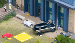 Πανικός σε σχολείο του Λονδίνου, εισέβαλε αυτοκίνητο παρασύροντας κόσμο