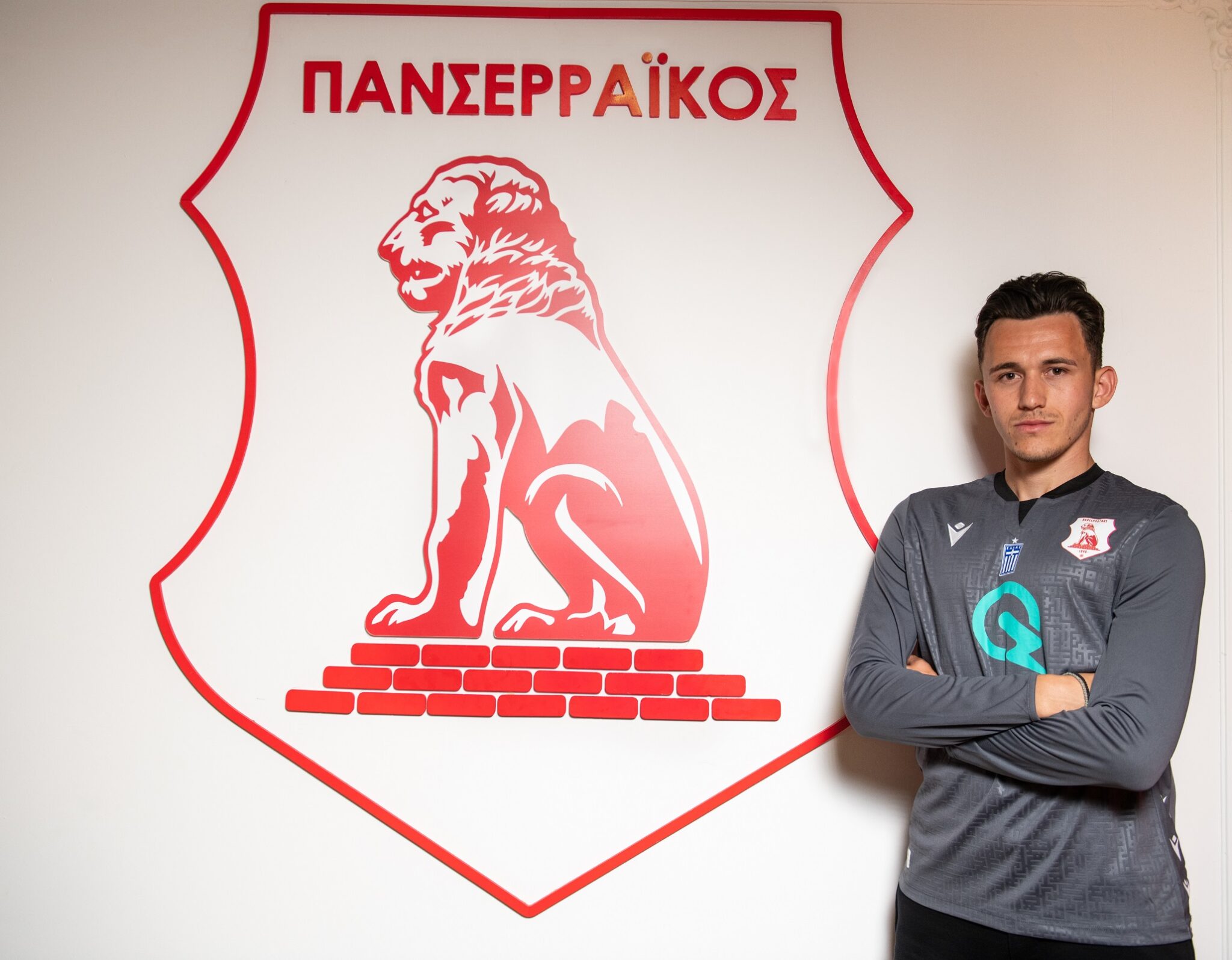 Από τον ΑΠΟΕΛ, στον Πανσερραϊκό ο Τσιλιγγίρης