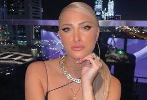 Ιωάννα Τούνη: Χαμός στο twitter από αντιδράσεις για το βίντεο θηλασμού