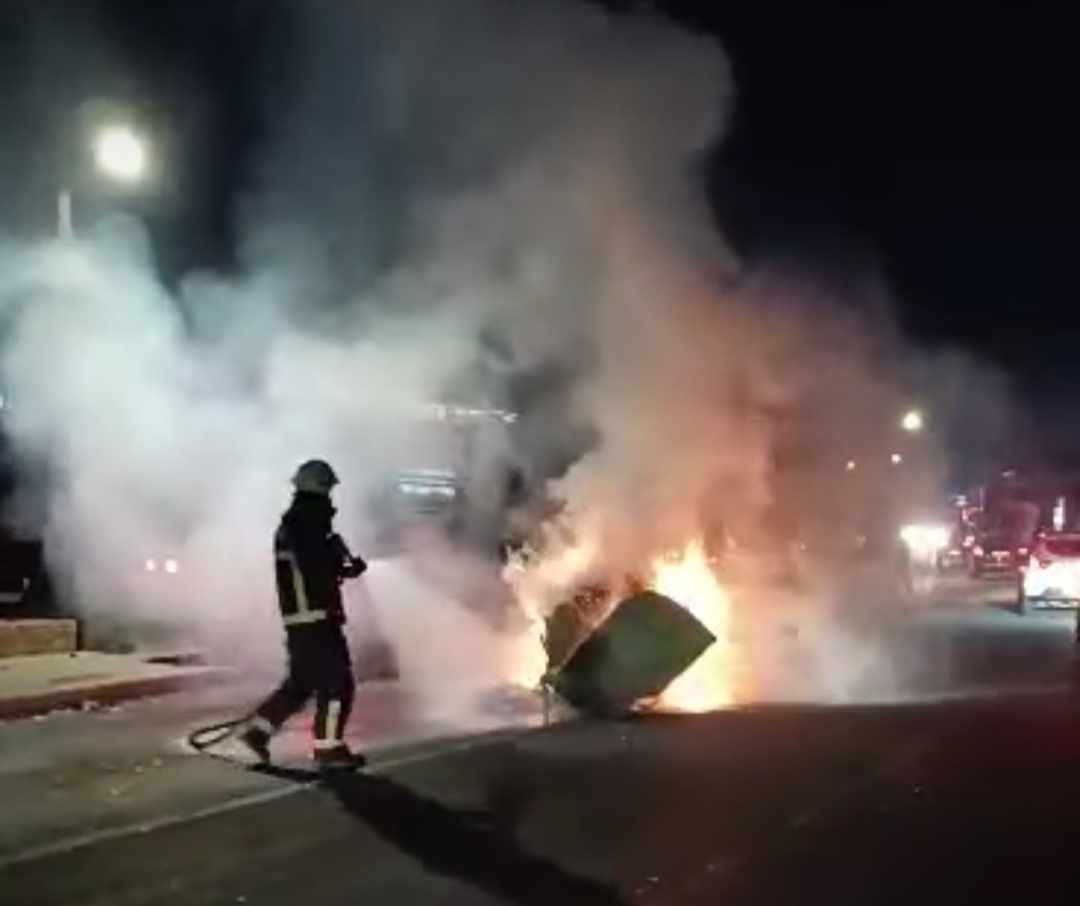 Αστακός η Χλώρακα επί 24ωρου βάσεως, «κόκκινο πανί» ο εκπρόσωπος των Σύρων