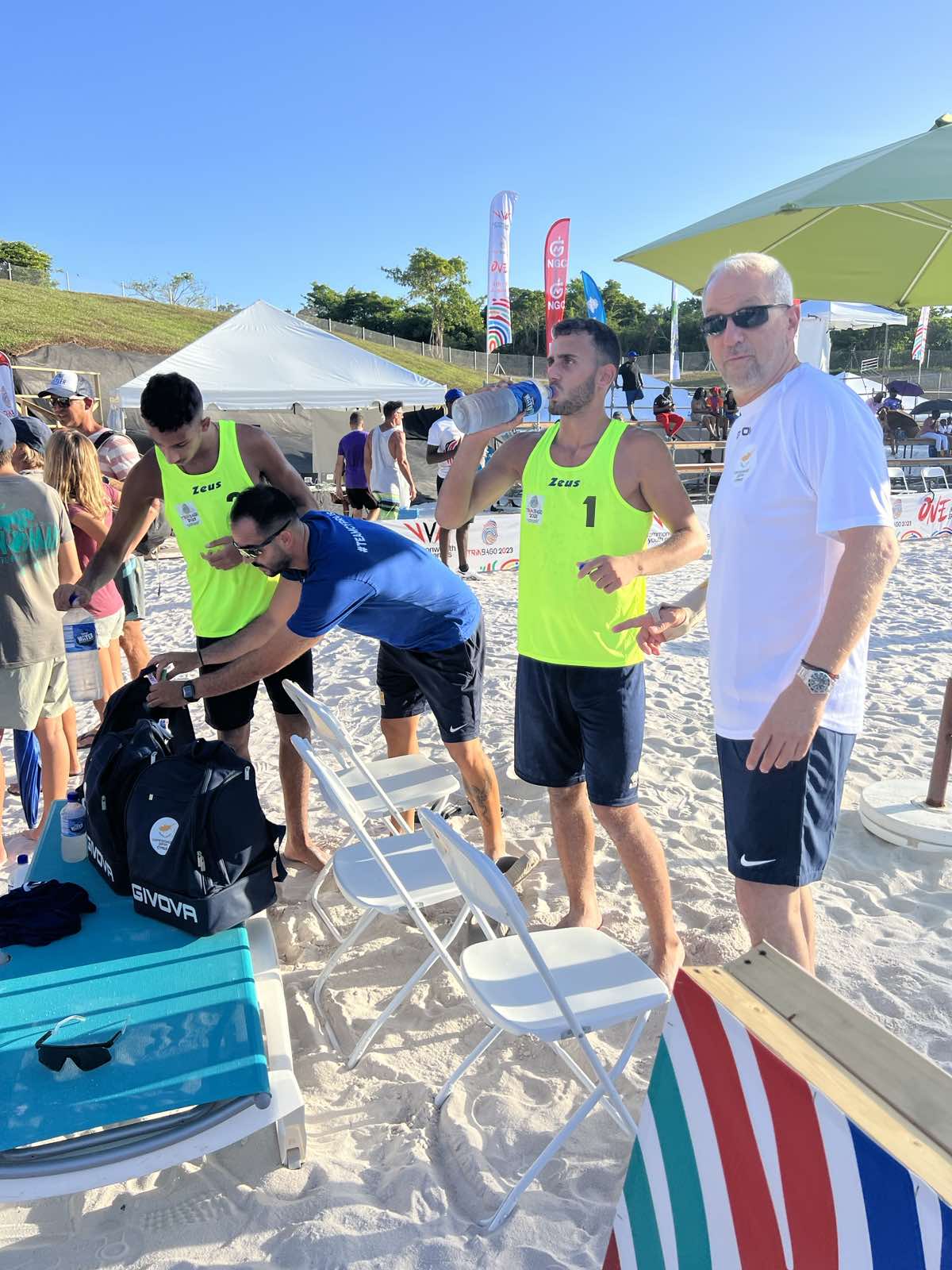 Στο μικρό τελικό για το χάλκινο το Μπιτς Βόλεϊ