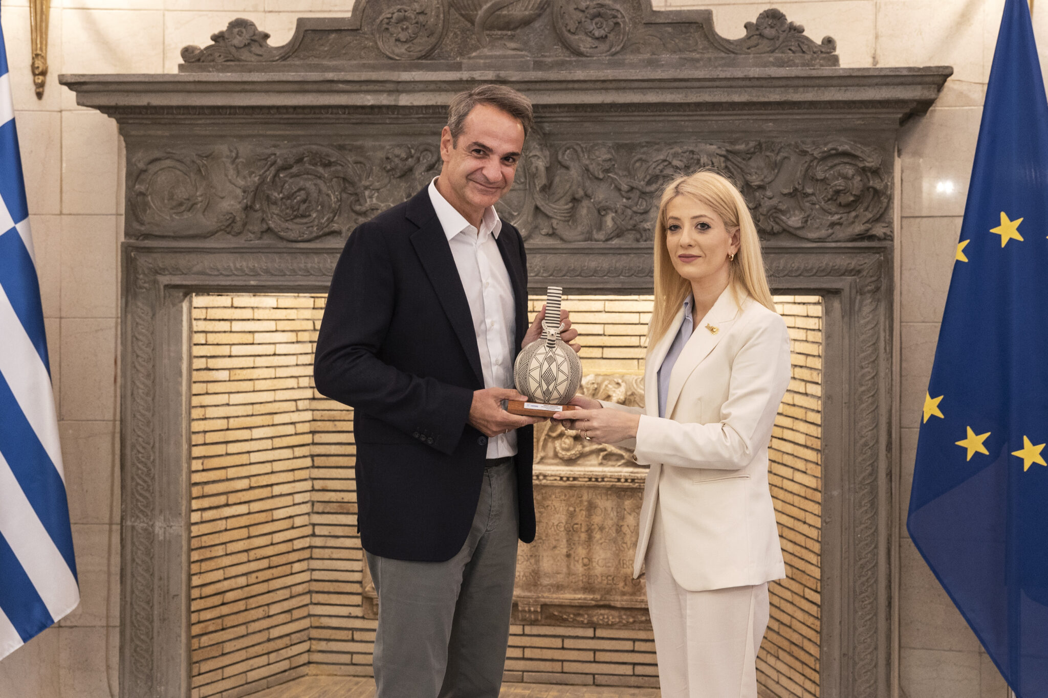 Έγινε ''ρεαλιστική αποτίμηση'' δεδομένων σε Κυπριακό στη συνάντηση Μητσοτάκη-ΠτΒ