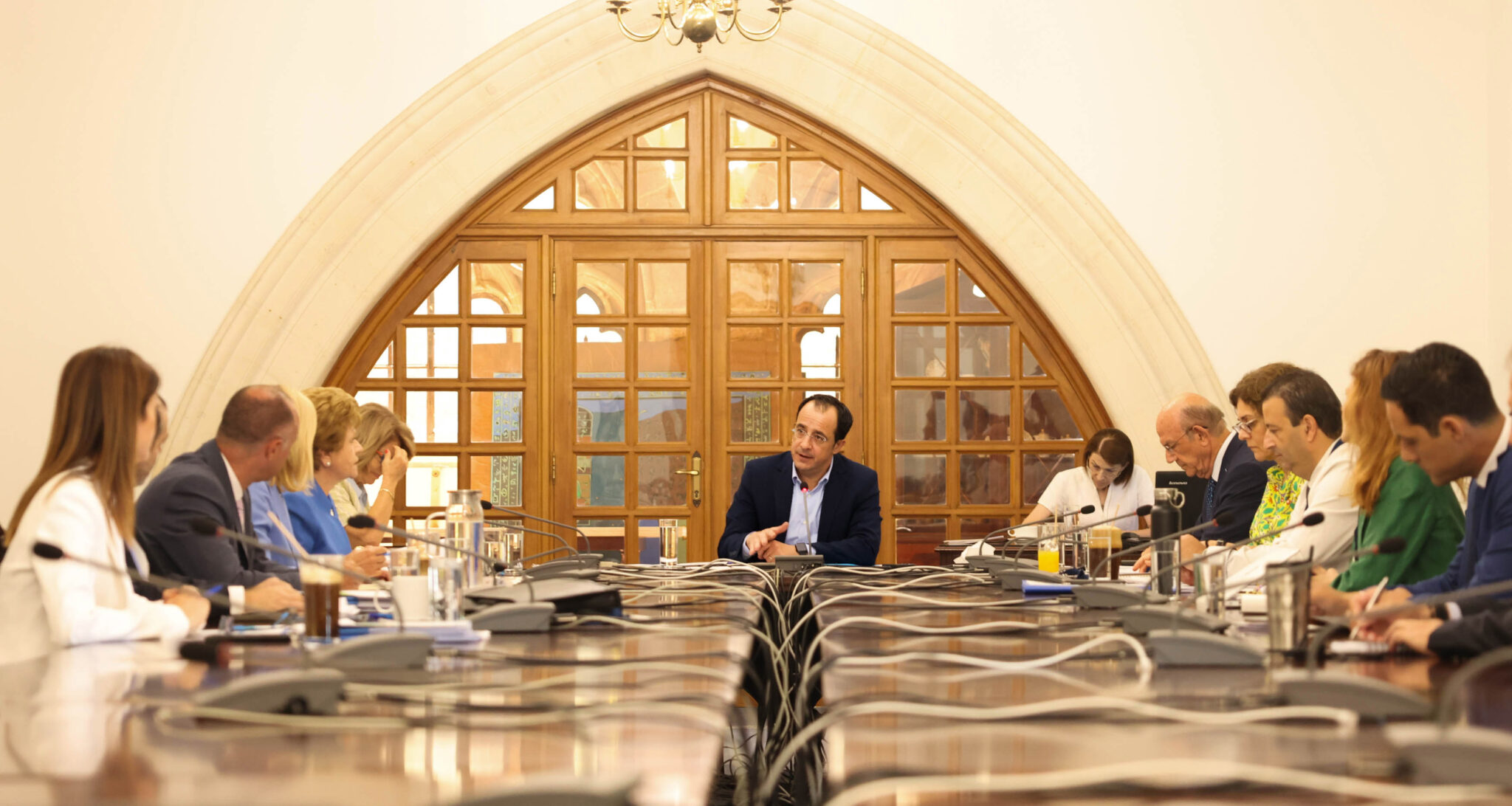 Προθεσμία μέχρι 15 Οκτωβρίου στον ΟΚΥπΥ από ΠτΔ για οικονομικές προτεραιότητες