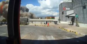 Τουρκία: Ισχυρή έκρηξη σε λιμάνι, αναφορές για τραυματίες