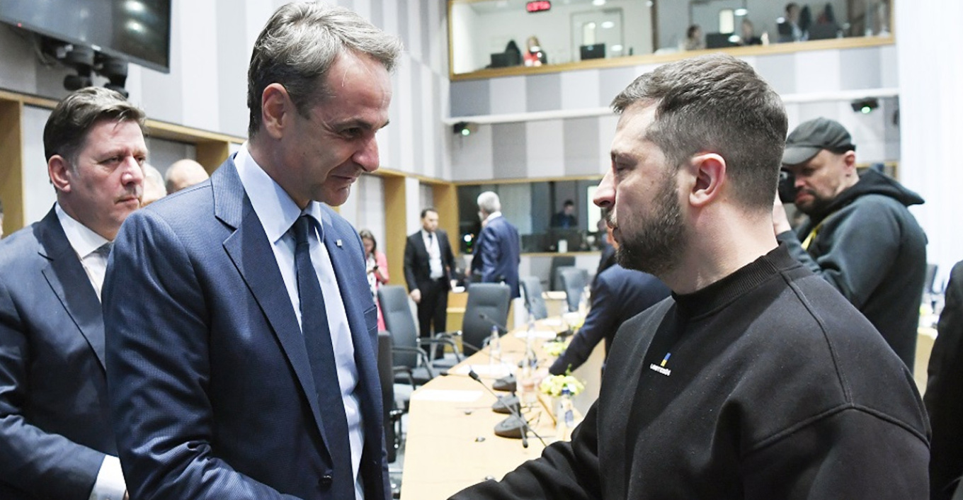 Στο Μέγαρο Μαξίμου ο Ζελένσκι