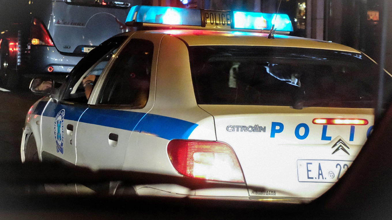 Πυροβολισμοί έξω από σχολείο στην Πανόρμου – Τραυματίστηκαν δύο νεαρά άτομα