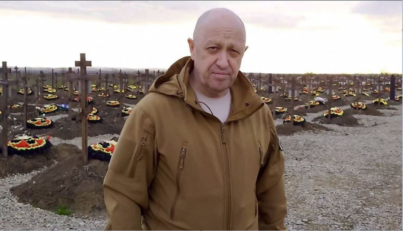 Ανασύρθηκαν οι 10 σοροί των επιβαινόντων του Embraer, βρέθηκαν τα «μαύρα κουτιά»