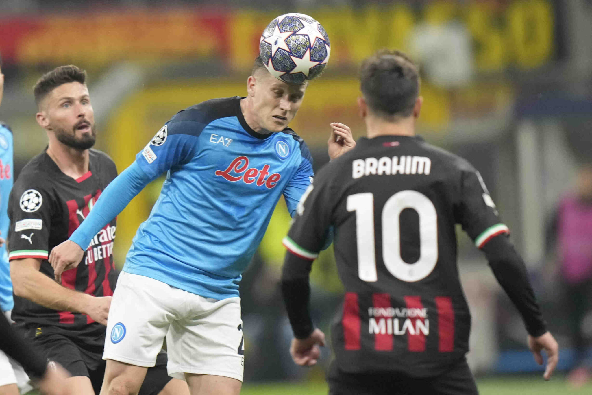 Έτοιμος να ανανεώσει στη Νάπολι με μειωμένες αποδοχές ο Ζιελίνσκι