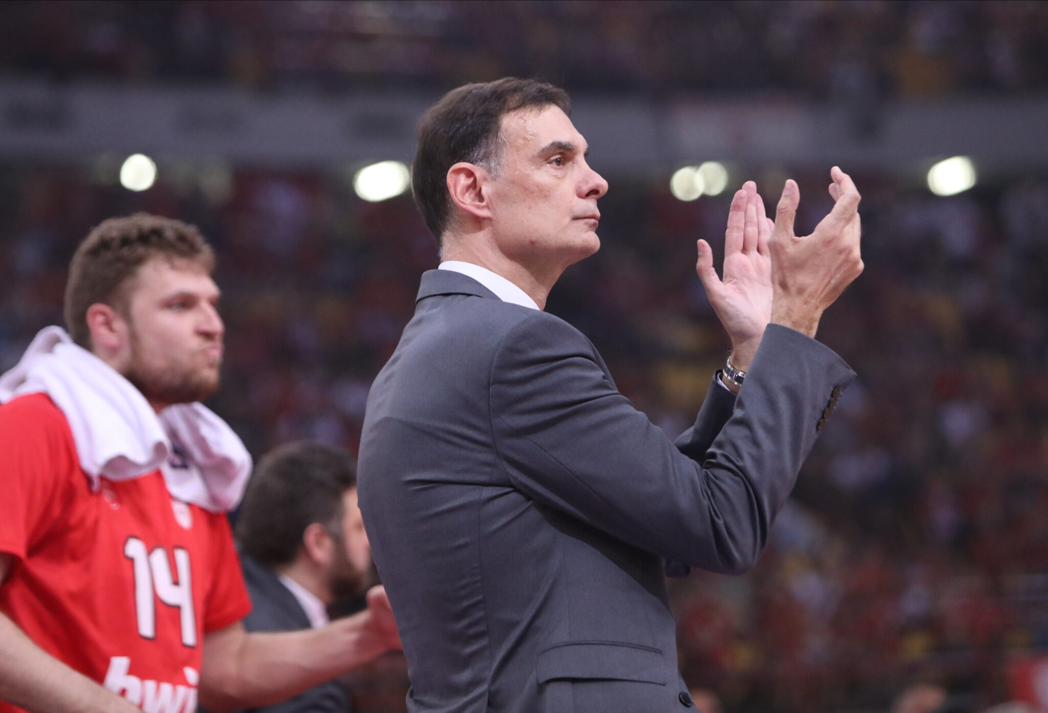 Έσπασε τη σιωπή του για Σλούκα ο Μπαρτζώκας: «Κάποιοι παίκτες δεν είναι…»