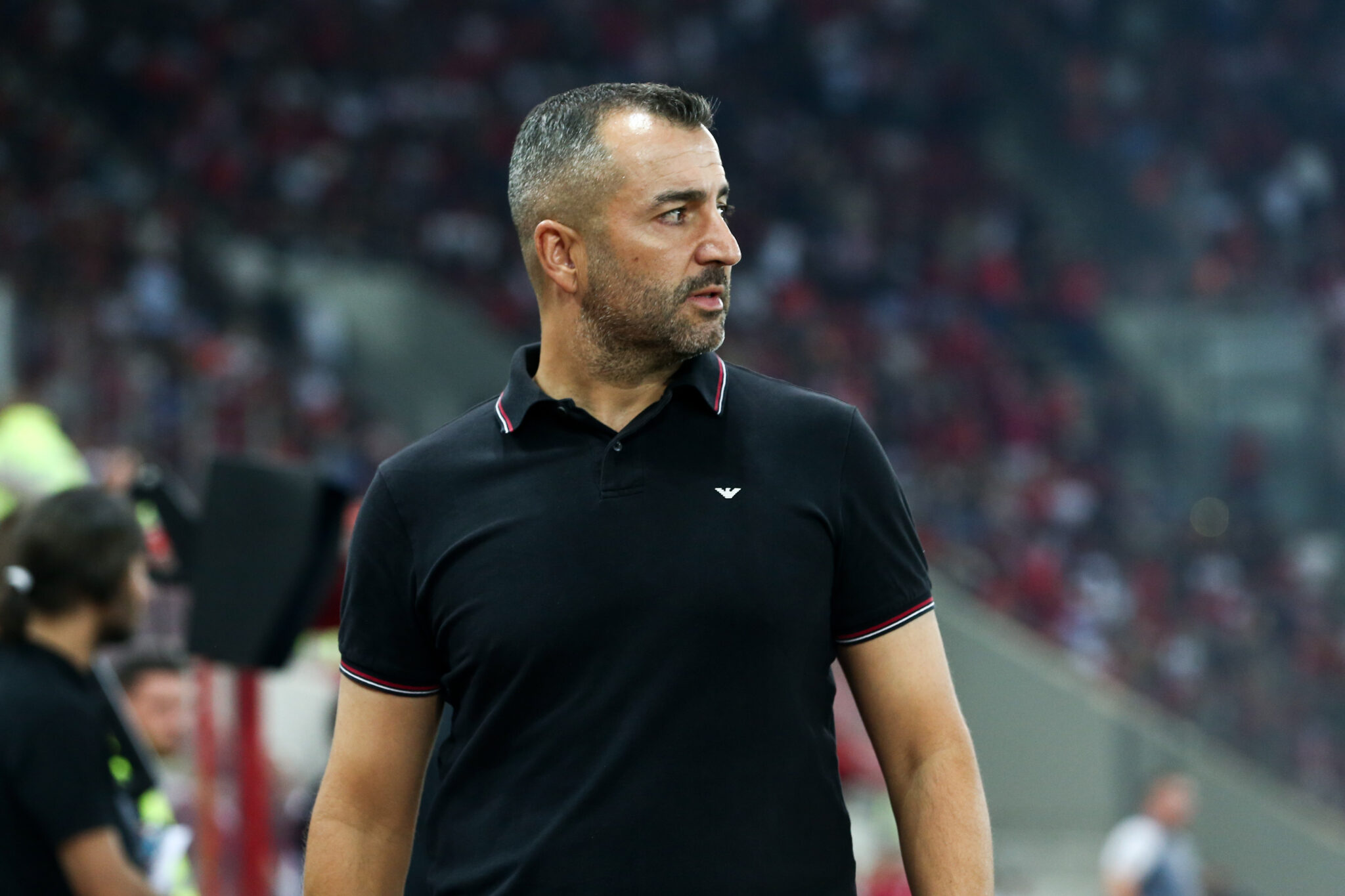 Μαρτίνεθ στους παίκτες του Ολυμπιακού: «Κανείς δεν θα μας χαριστεί»