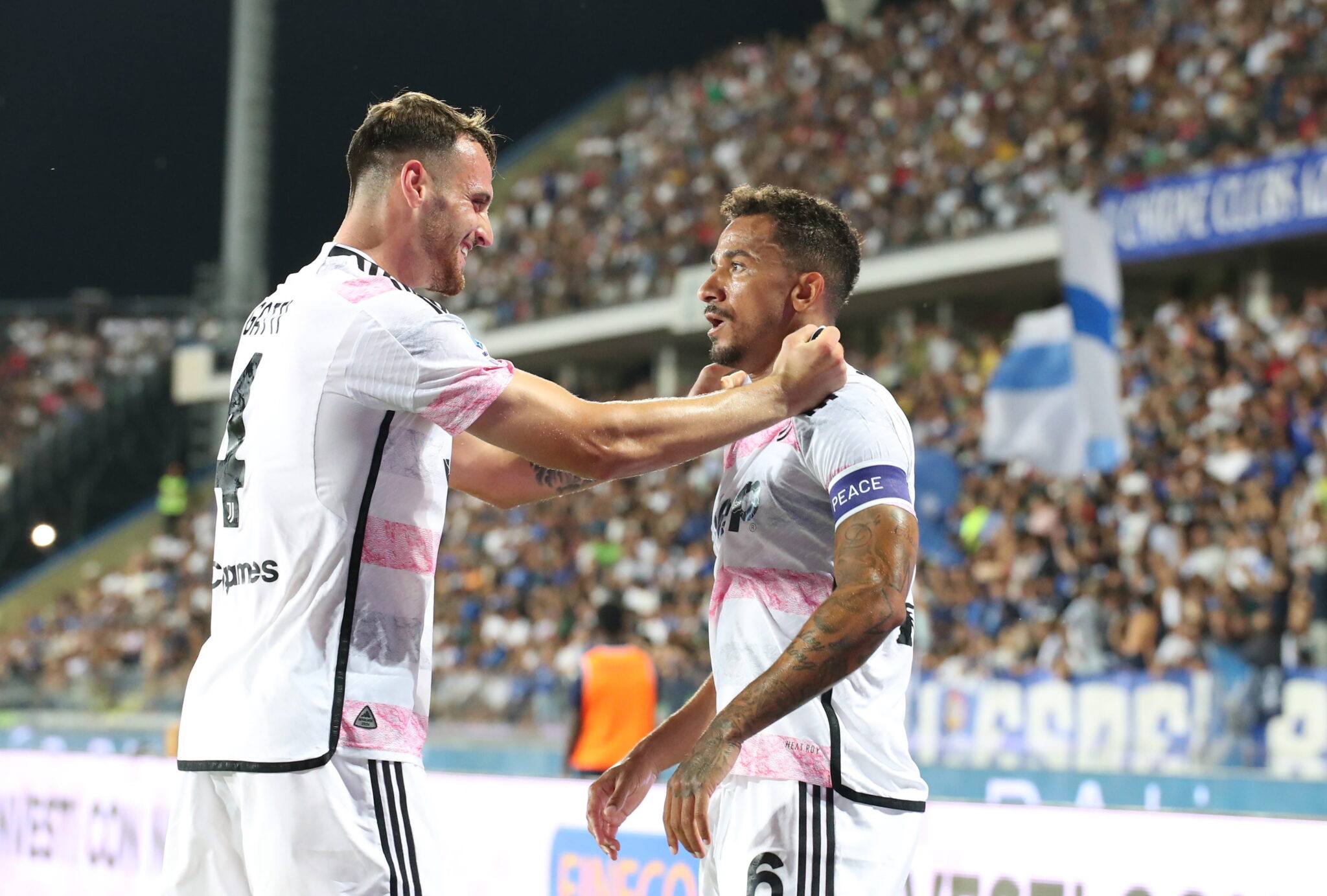 Πέρασε από το «Κάρλο Καστελάνι» και… χέρι-χέρι με τη Λέτσε στην 3η θέση η Γιούβε