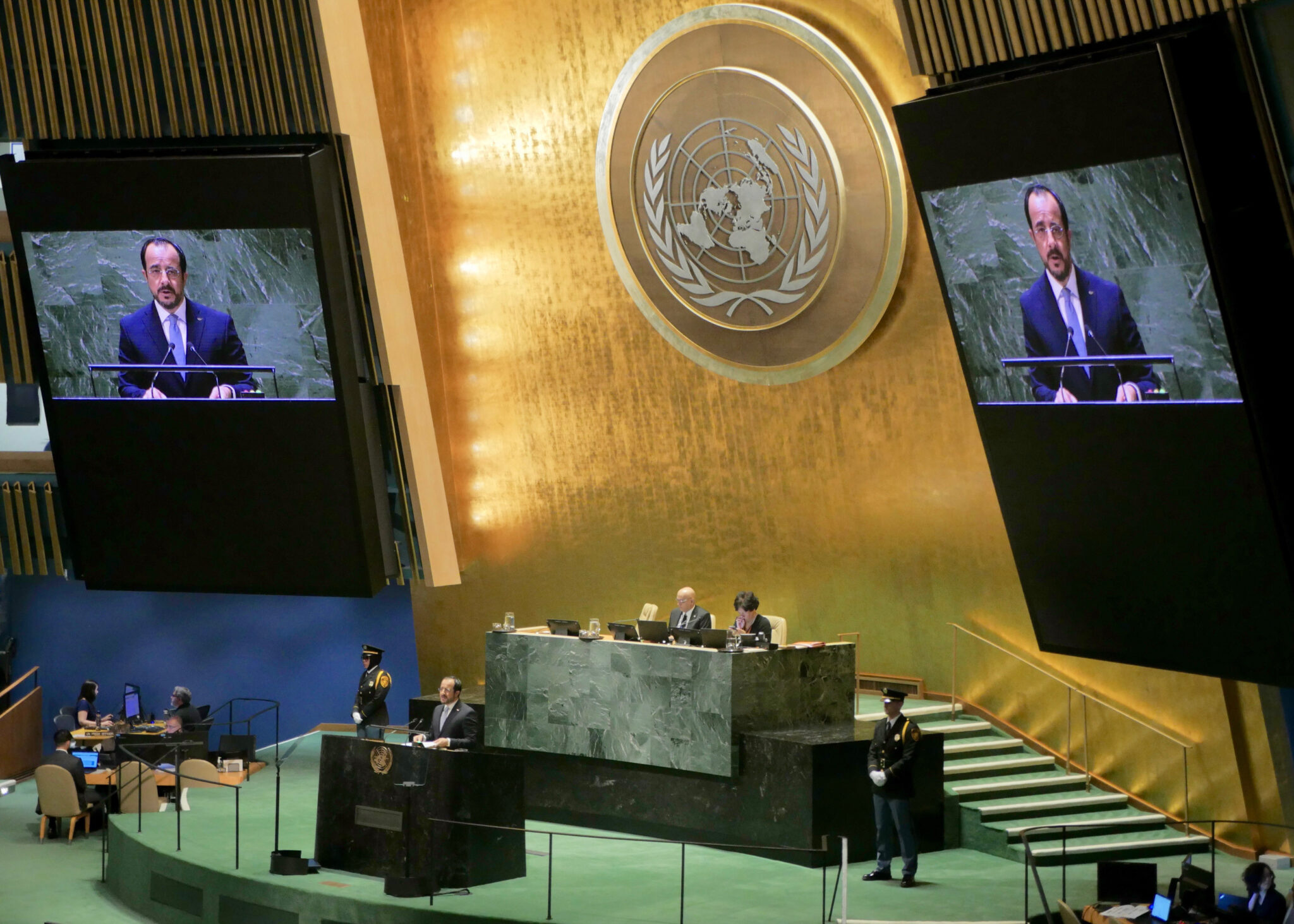 Κρίσιμα τετ-α-τετ Γκουτέρες με Τούρκο ΥΠΕΞ και Ερσίν Τατάρ