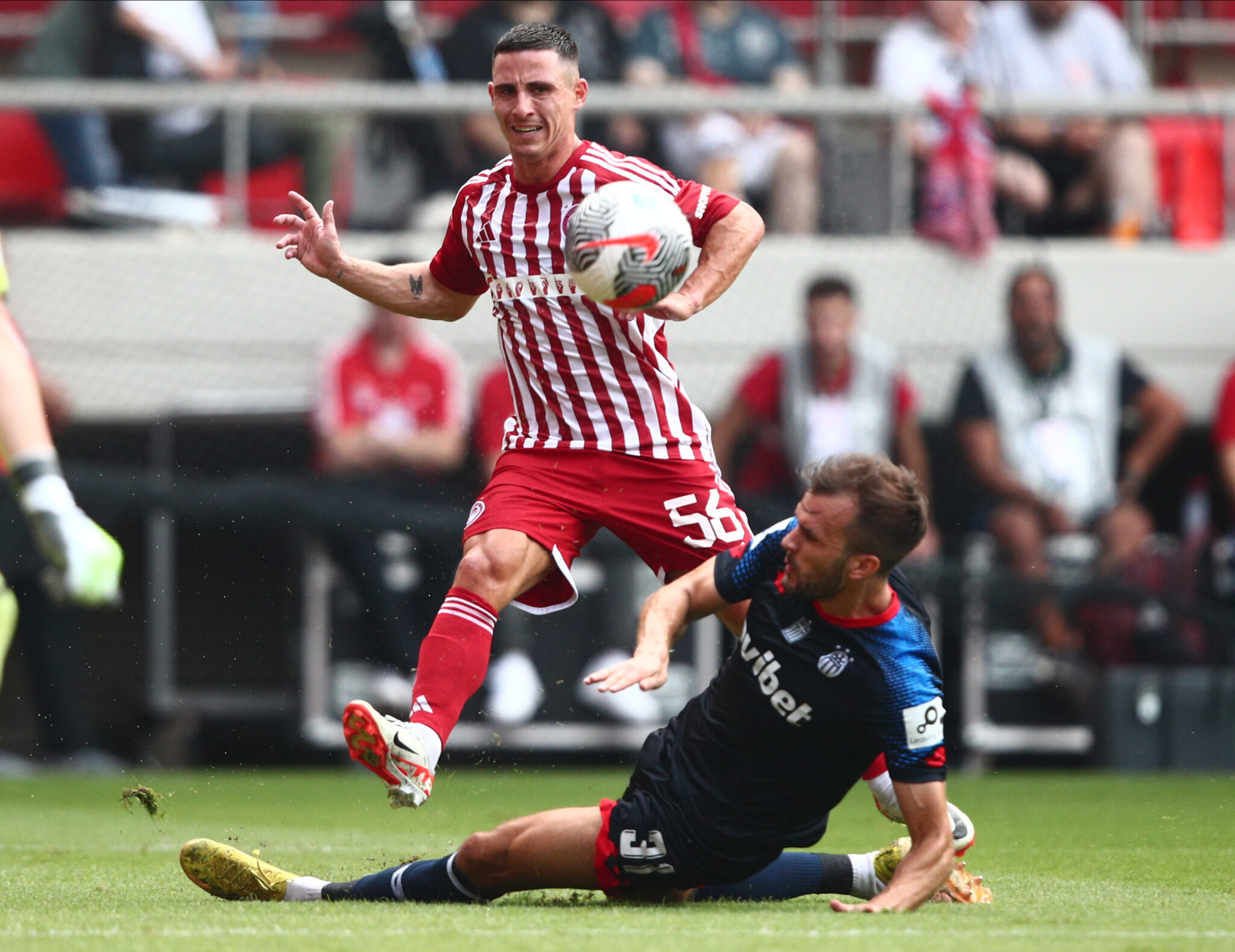 Ποντένσε και Γιόβετιτς «υποψήφιοι» για το αρχικό σχήμα με ΠΑΣ