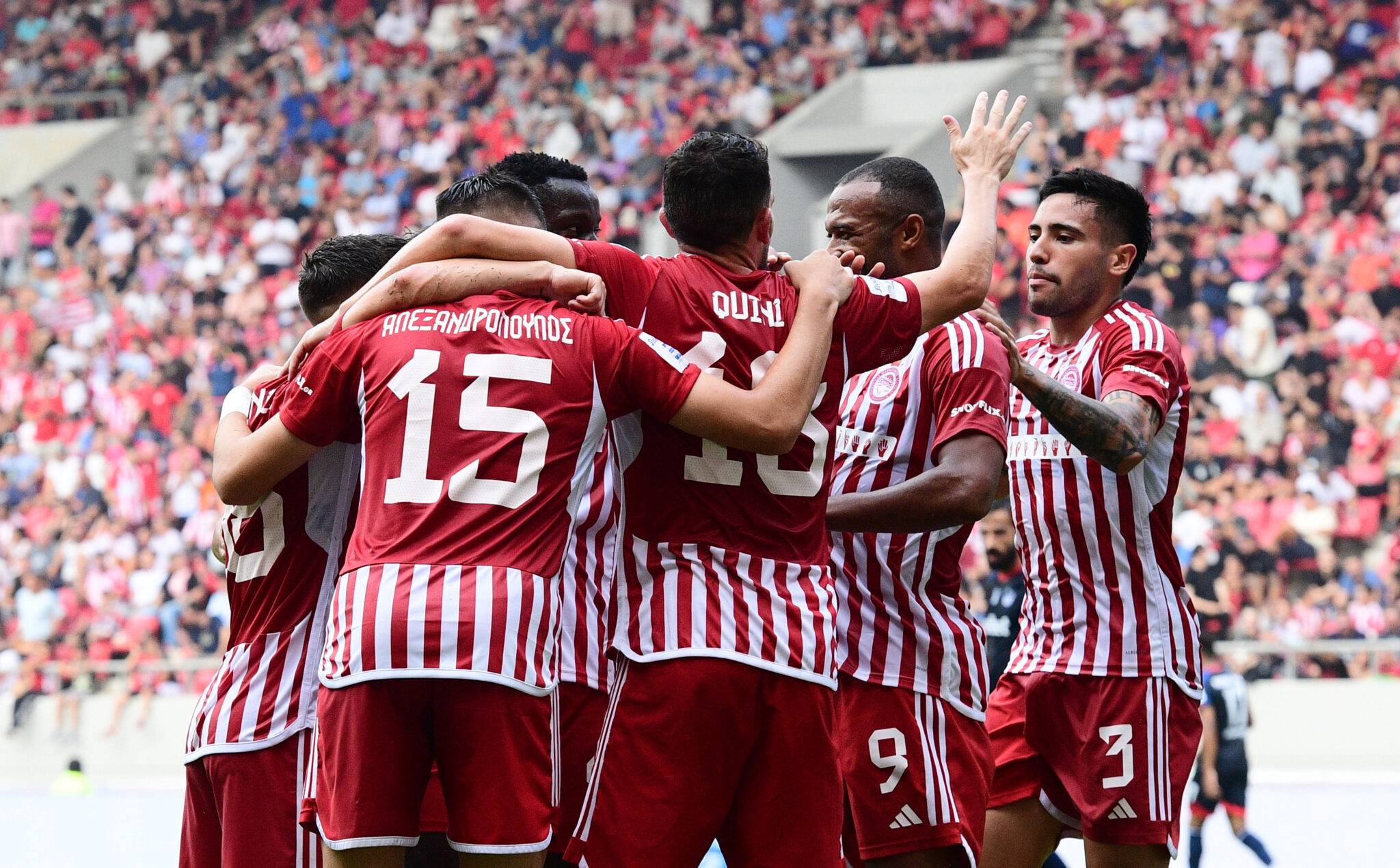 Από… 4άρα σε 4άρα ο Ολυμπιακός, σάρωσε τον Άρη κι έμεινε πρώτος