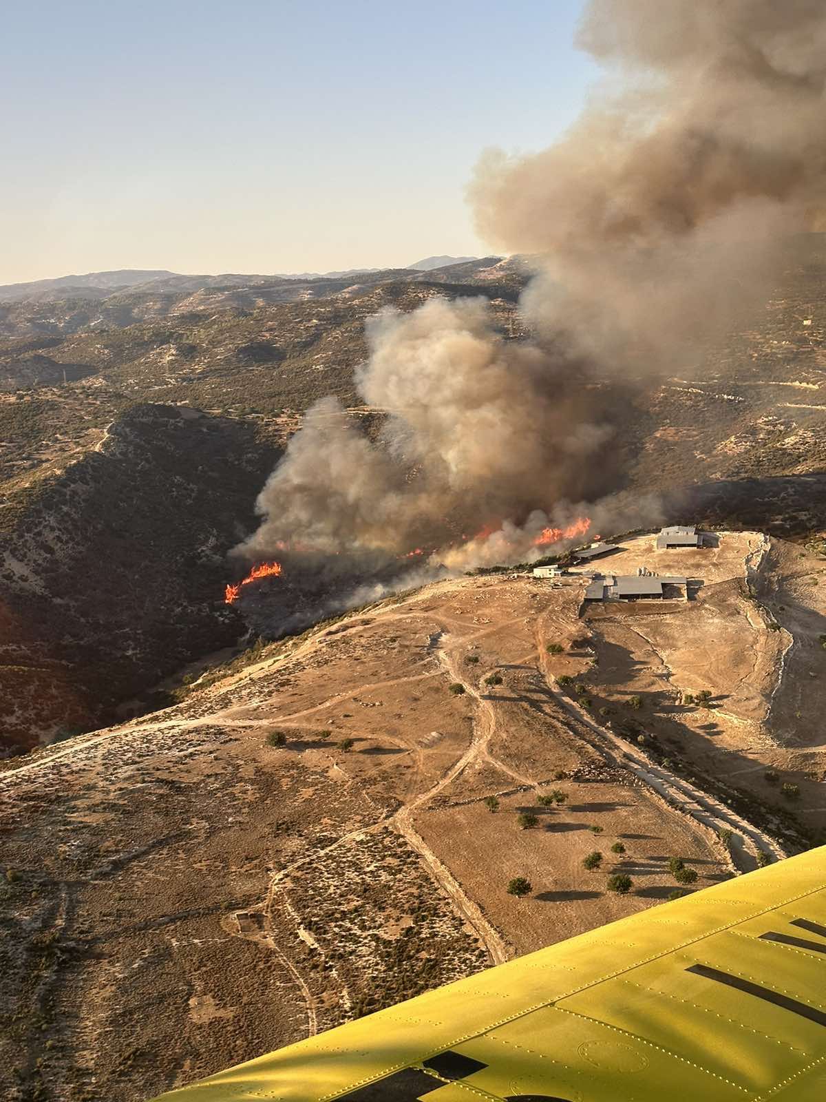 Υπό πλήρη έλεγχο η πυρκαγιά μεταξύ Πλατανισκιάς και Πισσουρίου